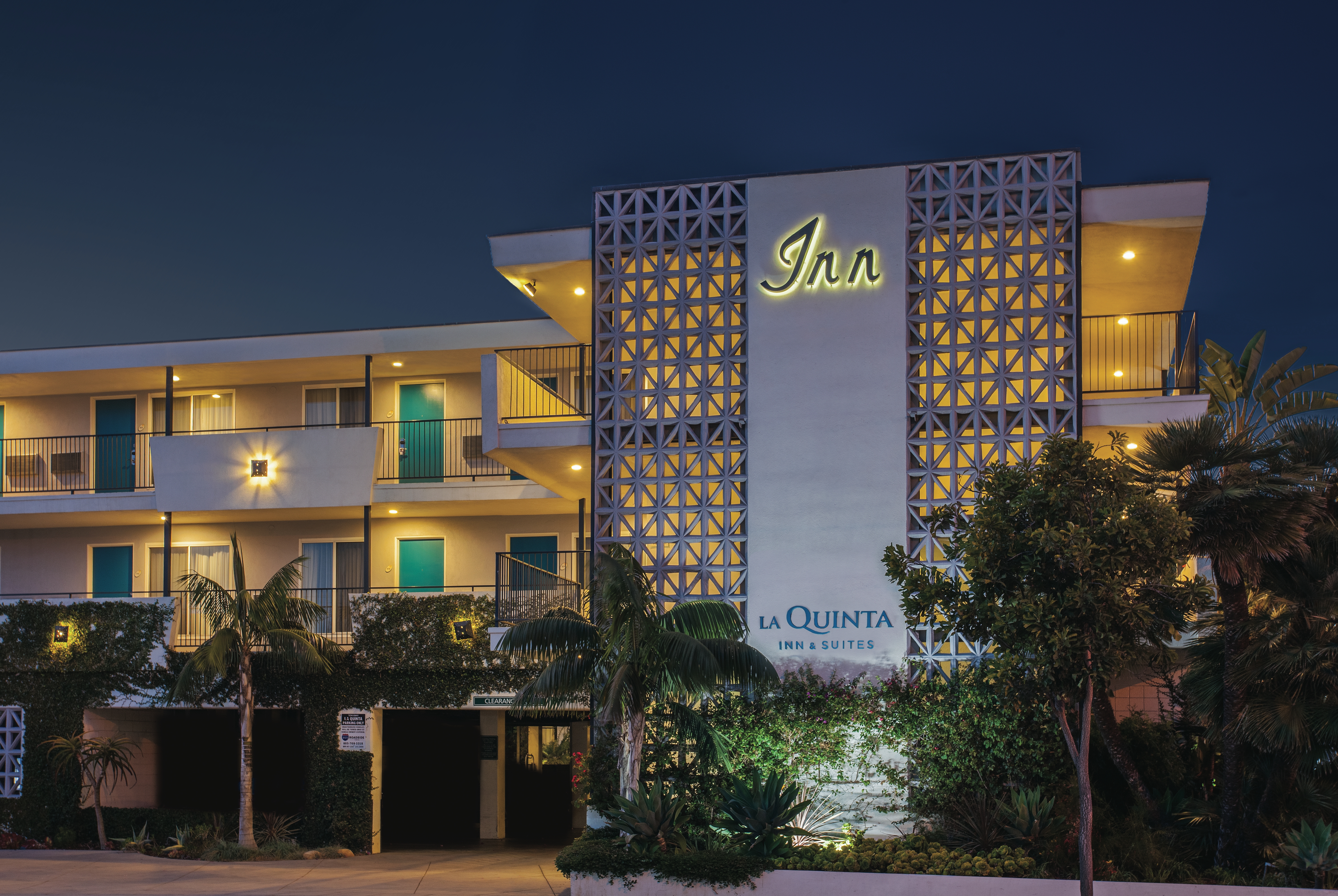 La Quinta Inn Amp Suites By Wyndham Santa Barbara Downtown