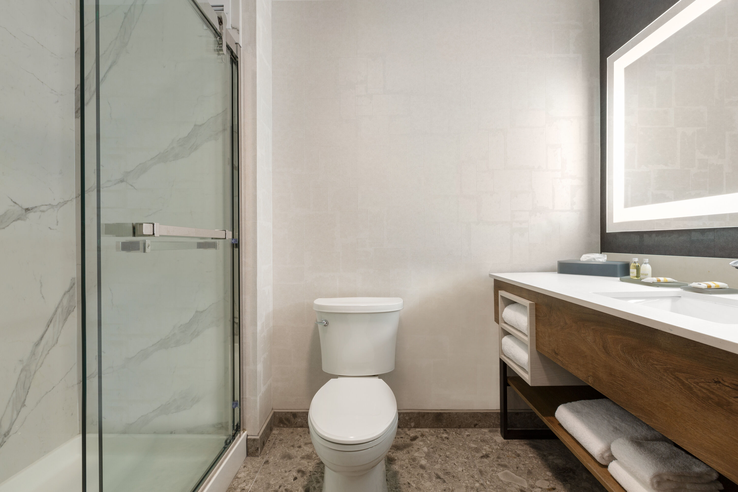 Guest room bath at the La Quinta Inn & Suites by Wyndham Santa Rosa Sonoma in Santa Rosa, California