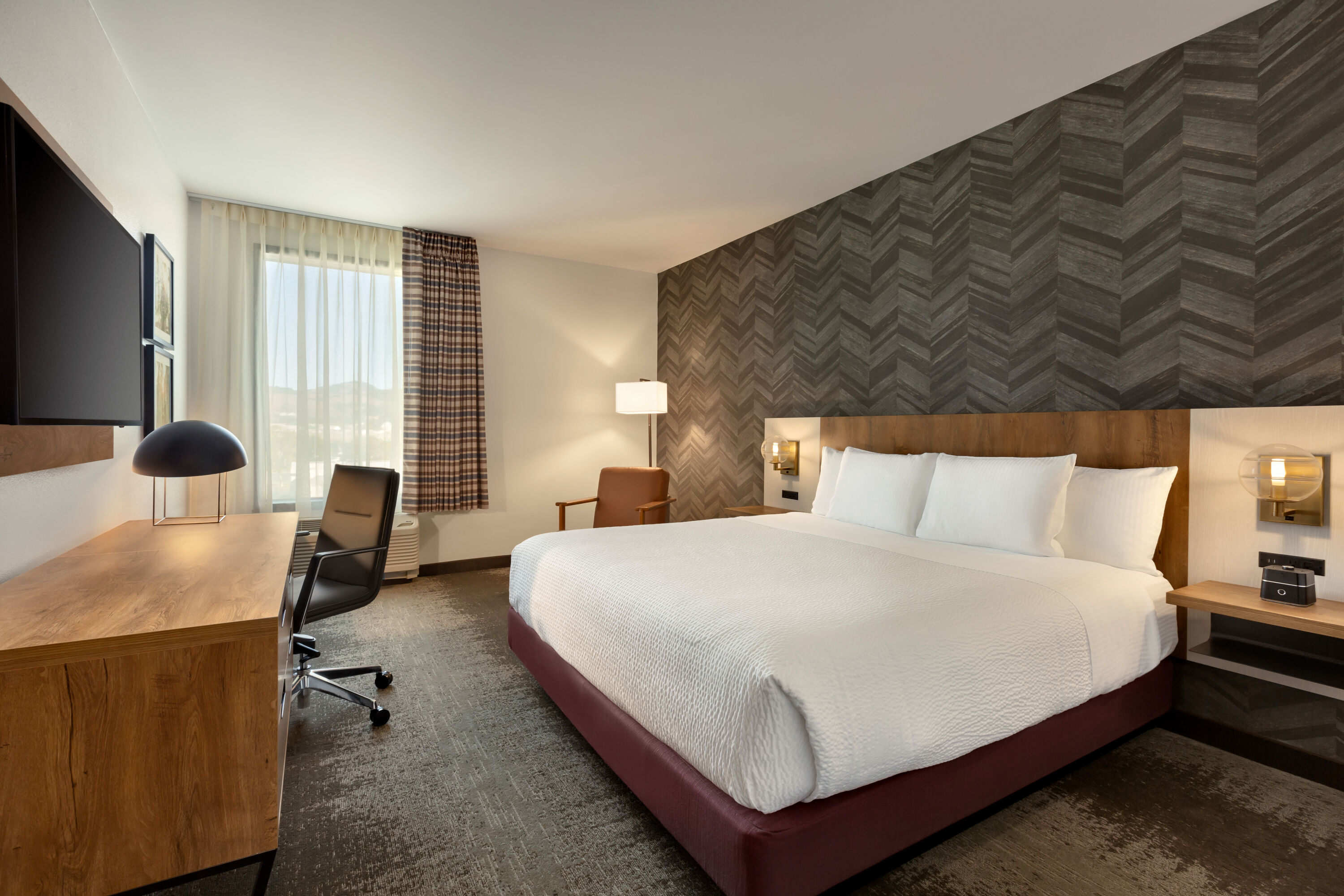 Guest room at the La Quinta Inn & Suites by Wyndham Santa Rosa Sonoma in Santa Rosa, California