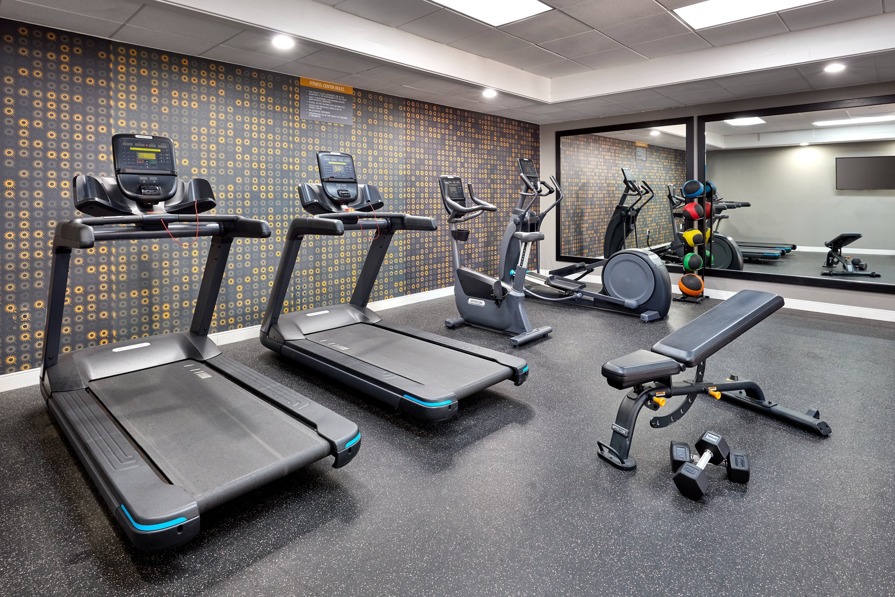 Fitness room at La Quinta Inn & Suites by Wyndham Thousand Oaks-Newbury Park in Thousand Oaks, California
