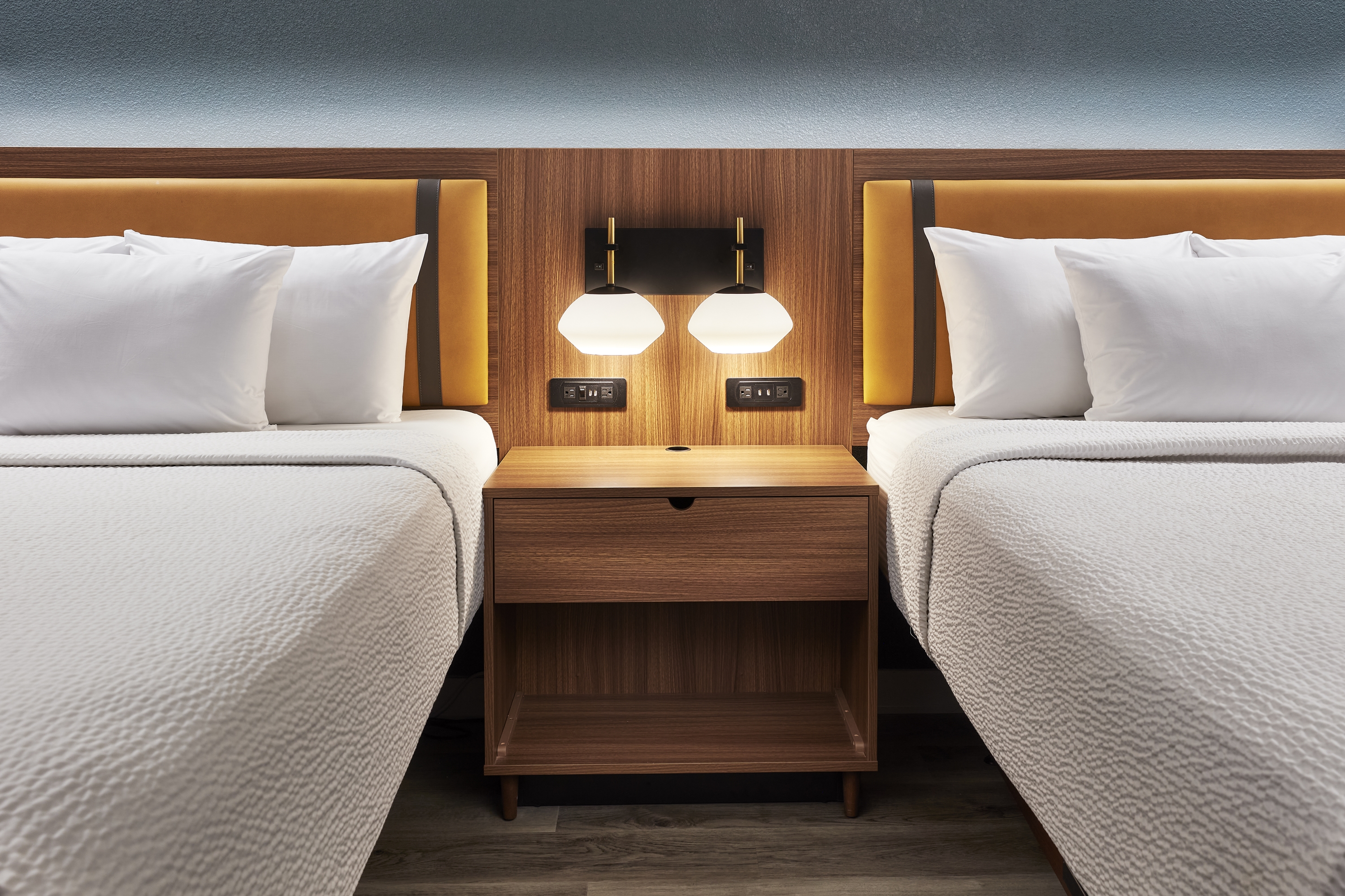 Guest room at the La Quinta Inn & Suites by Wyndham Thousand Oaks-Newbury Park in Thousand Oaks, California