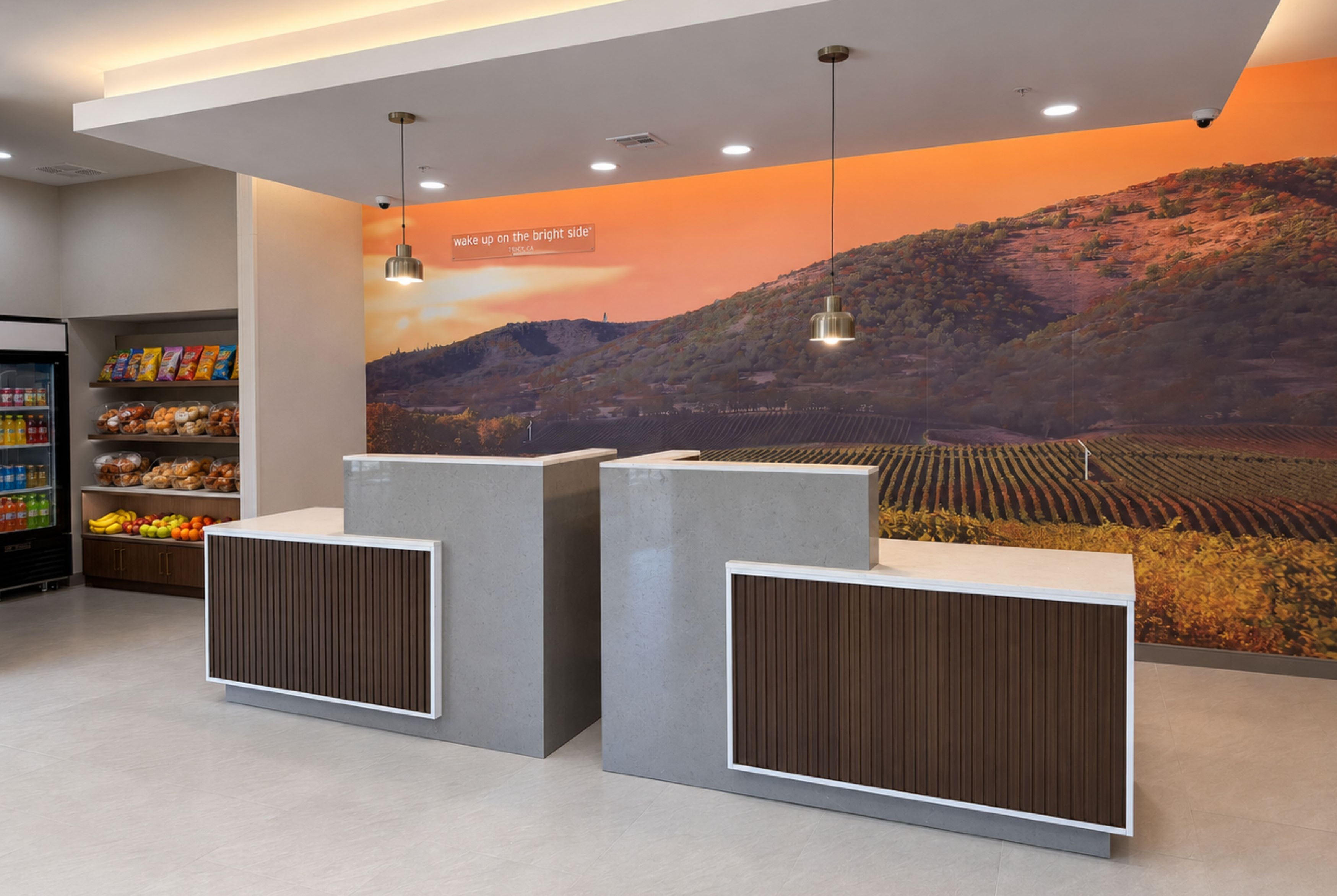 La Quinta Inn & Suites by Wyndham Tracy reception in Tracy, California