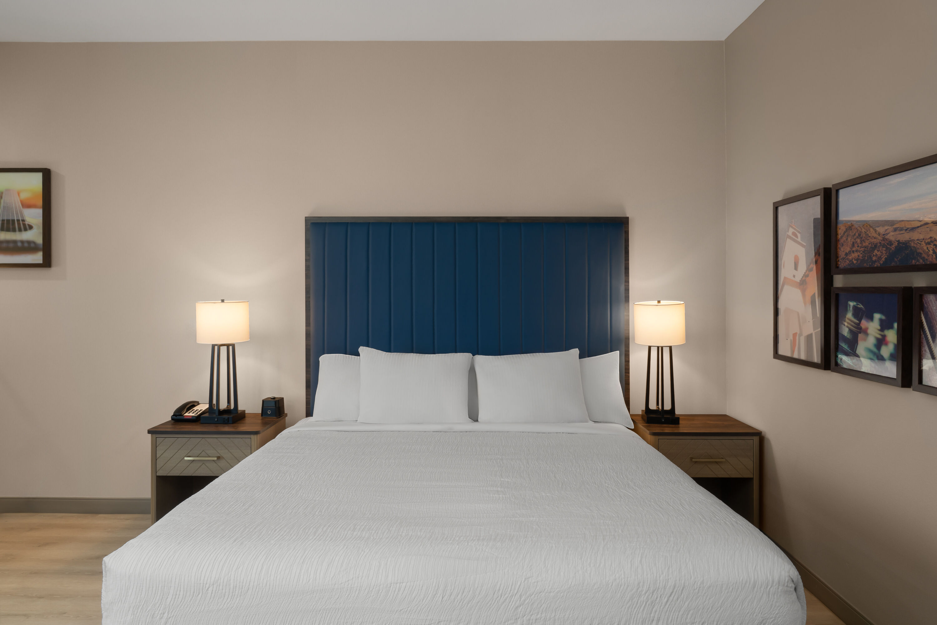 Guest room at the La Quinta Inn & Suites by Wyndham Tracy in Tracy, California