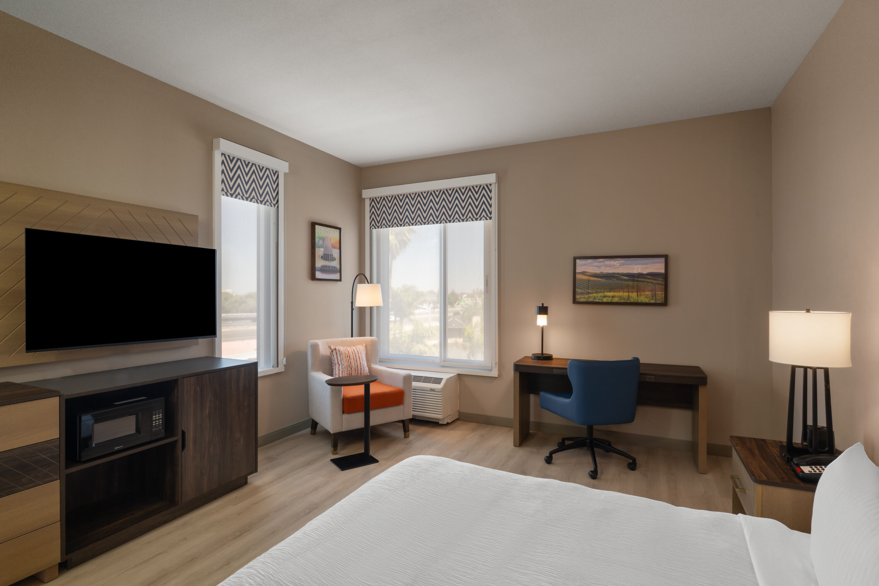 Guest room at the La Quinta Inn & Suites by Wyndham Tracy in Tracy, California