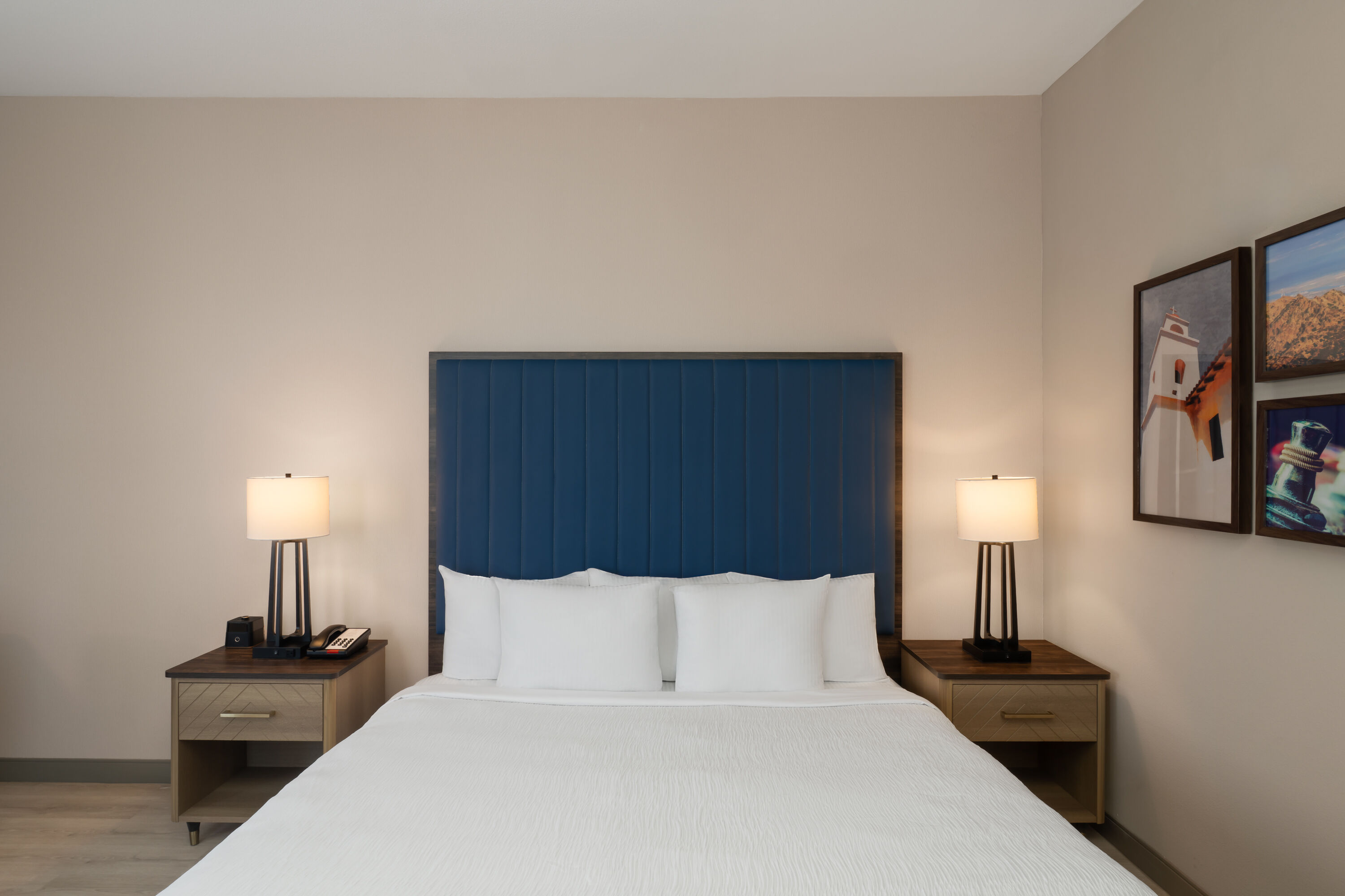 Guest room at the La Quinta Inn & Suites by Wyndham Tracy in Tracy, California