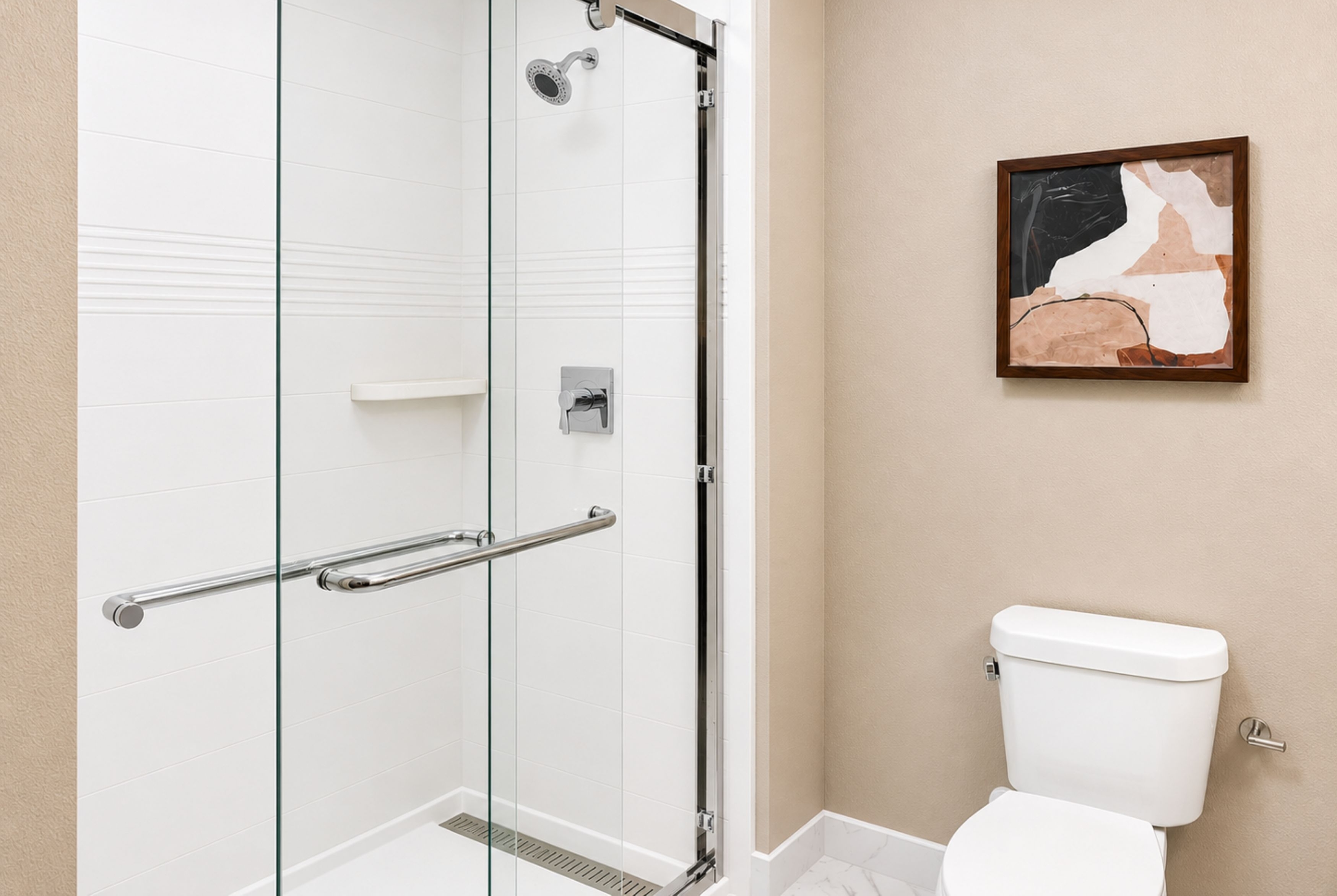 Guest room bath at the La Quinta Inn & Suites by Wyndham Tracy in Tracy, California