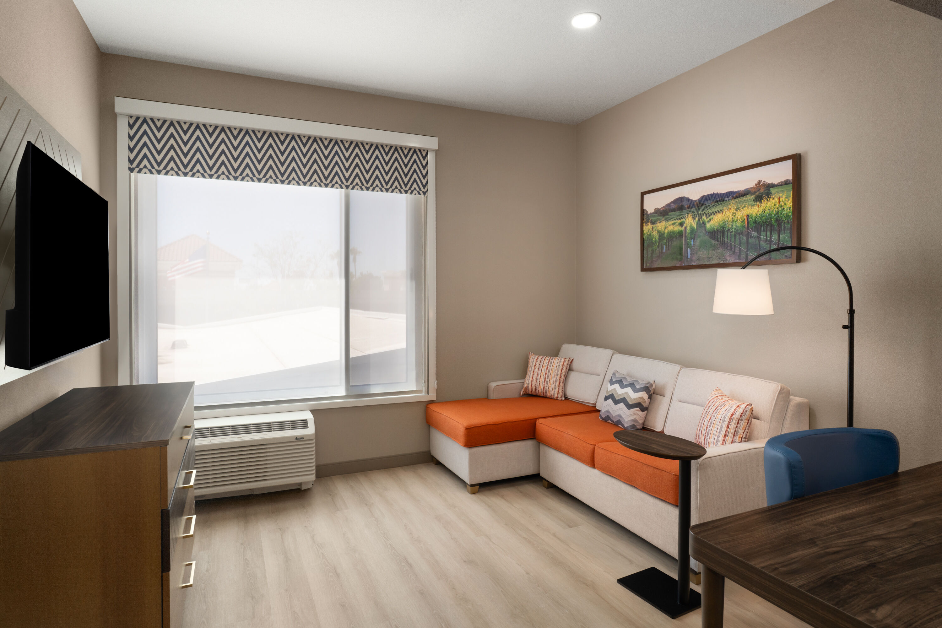 La Quinta Inn & Suites by Wyndham Tracy suite in Tracy, California