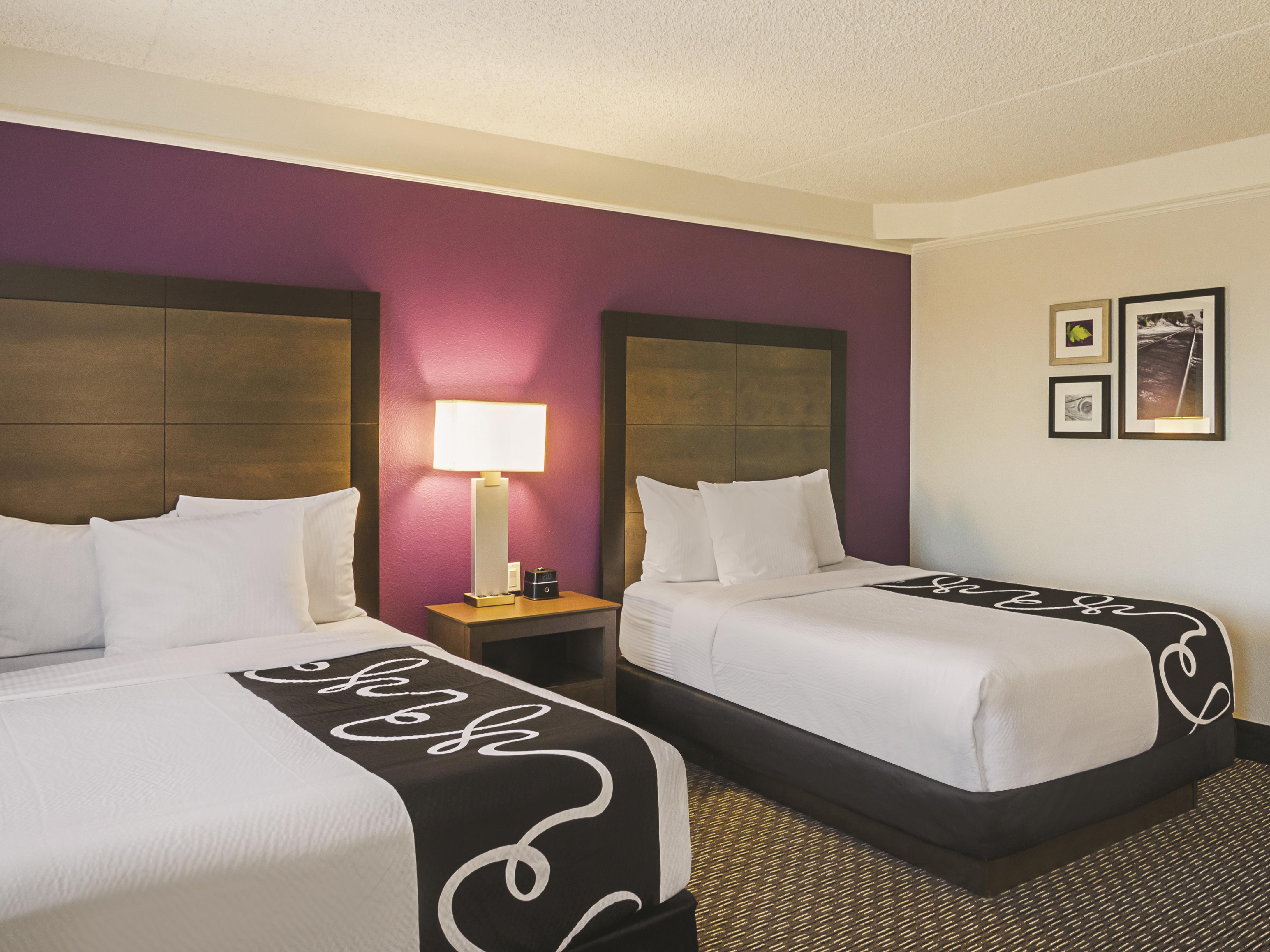 Guest room at the La Quinta Inn & Suites by Wyndham Denver Tech Center in Greenwood Village, Colorado