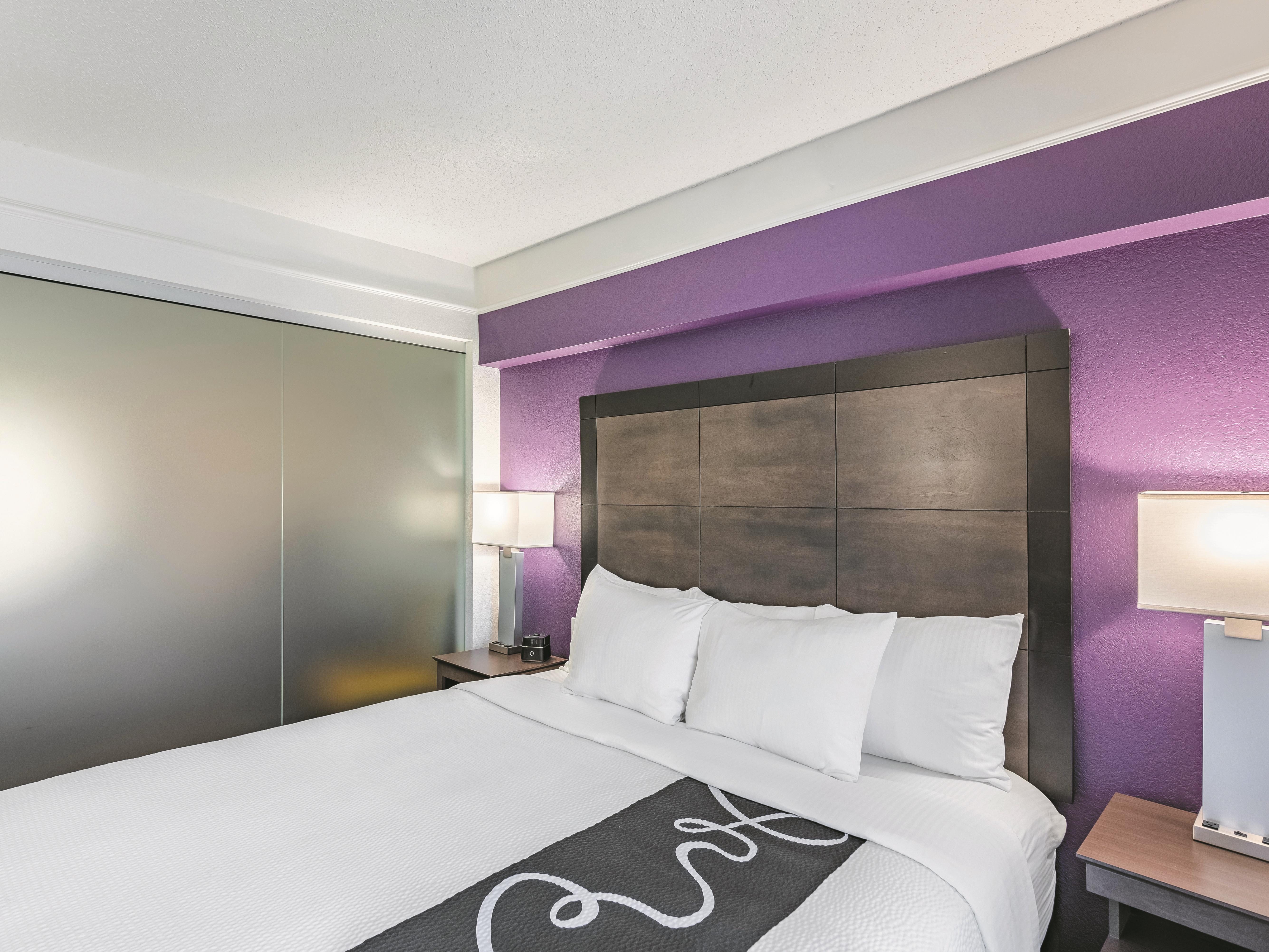 La Quinta Inn & Suites by Wyndham Denver Tech Center suite in Greenwood Village, Colorado