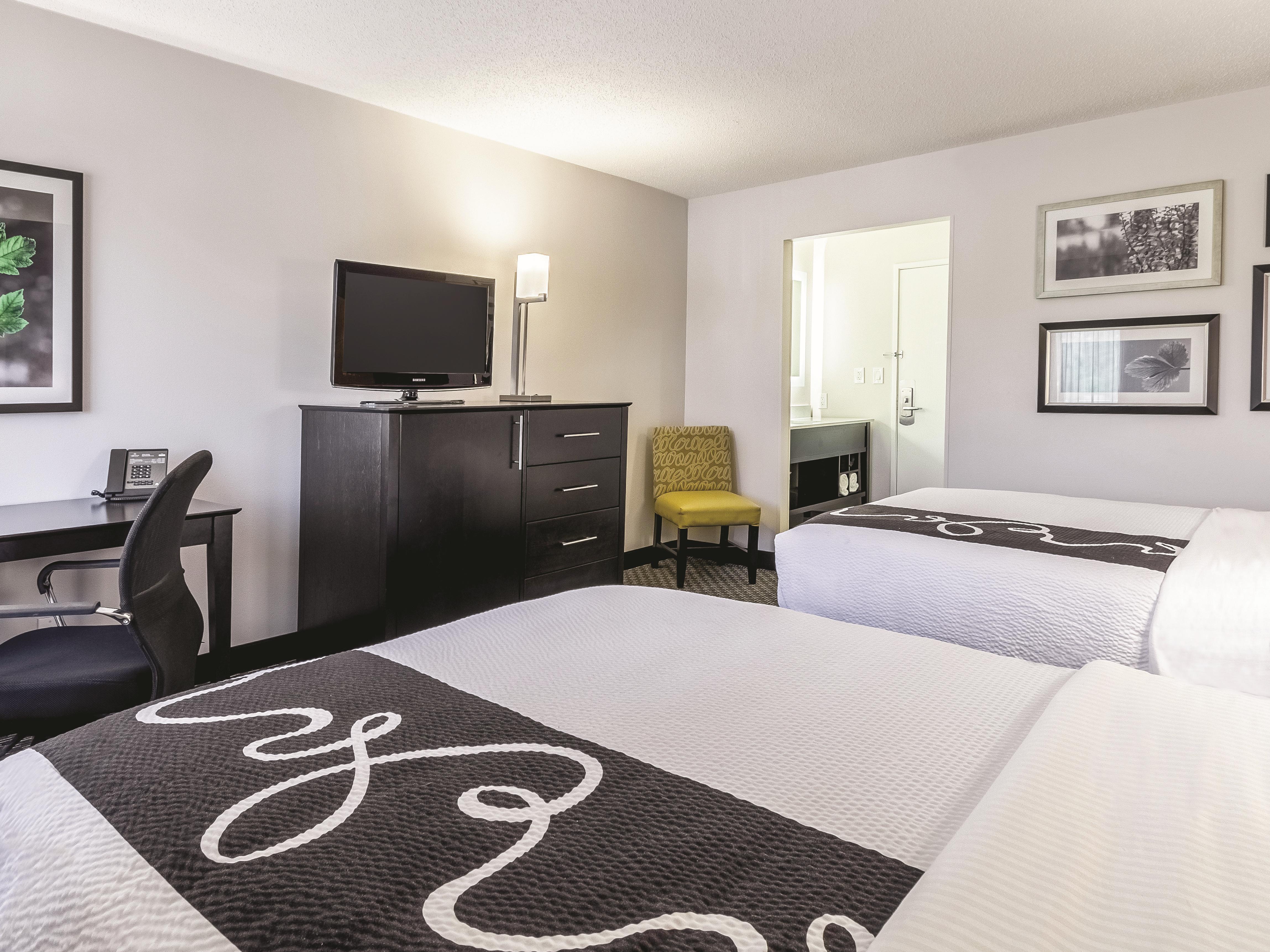 La Quinta Inn Amp Suites By Wyndham Denver Englewood Tech