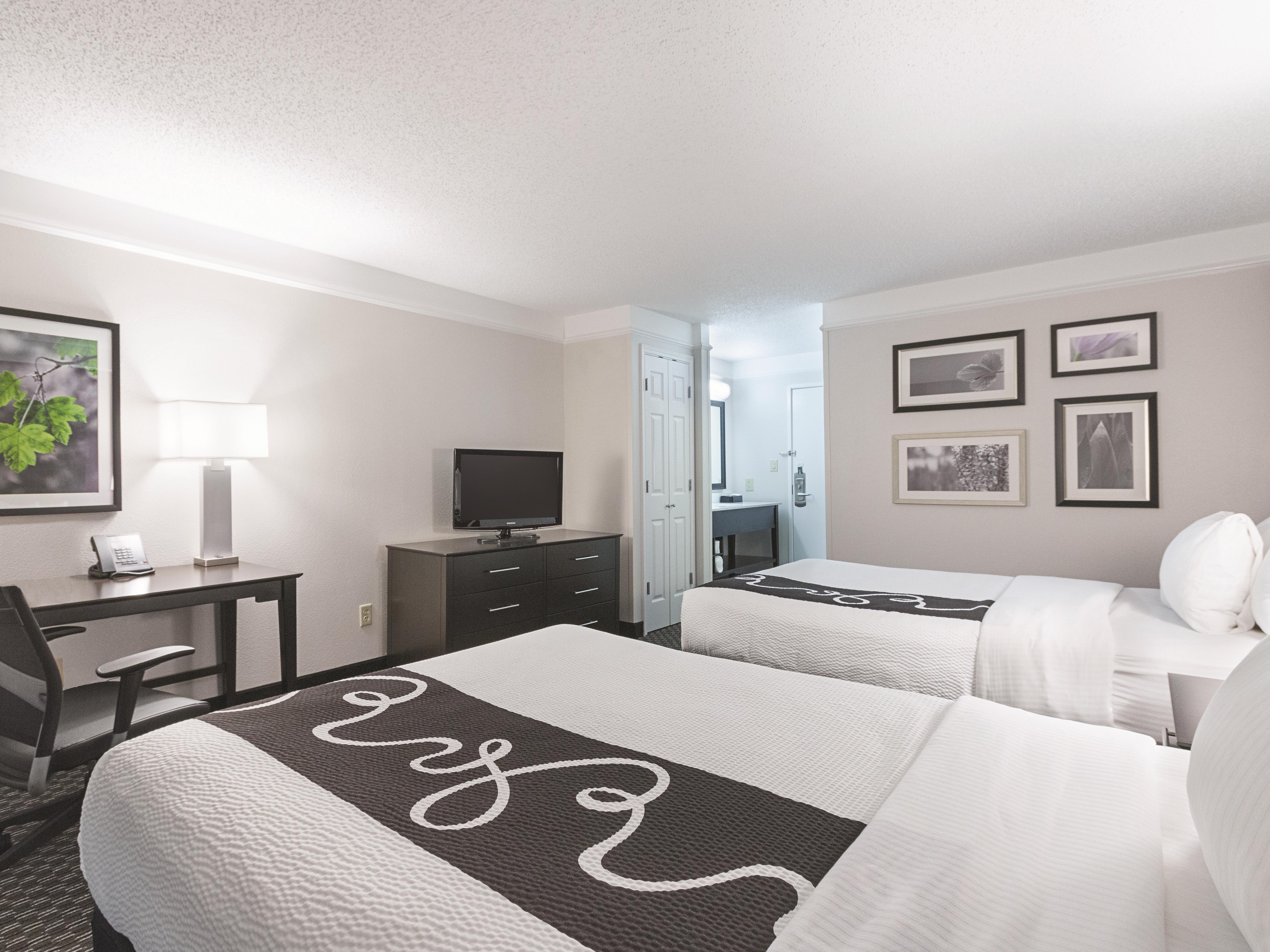 Guest room at the La Quinta by Wyndham Denver Englewood Tech Center in Greenwood Village, Colorado