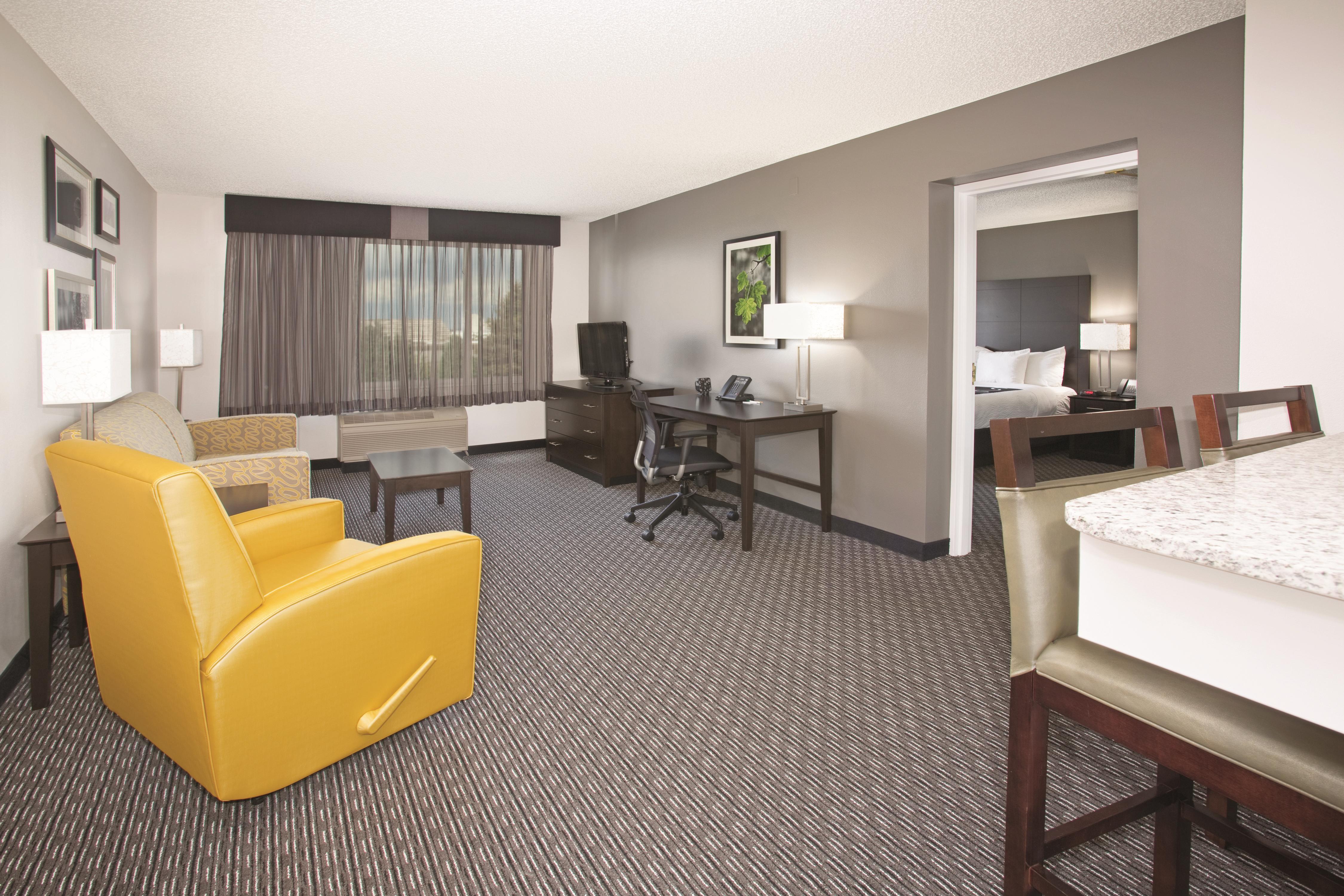 La Quinta by Wyndham Denver Englewood Tech Center suite in Greenwood Village, Colorado
