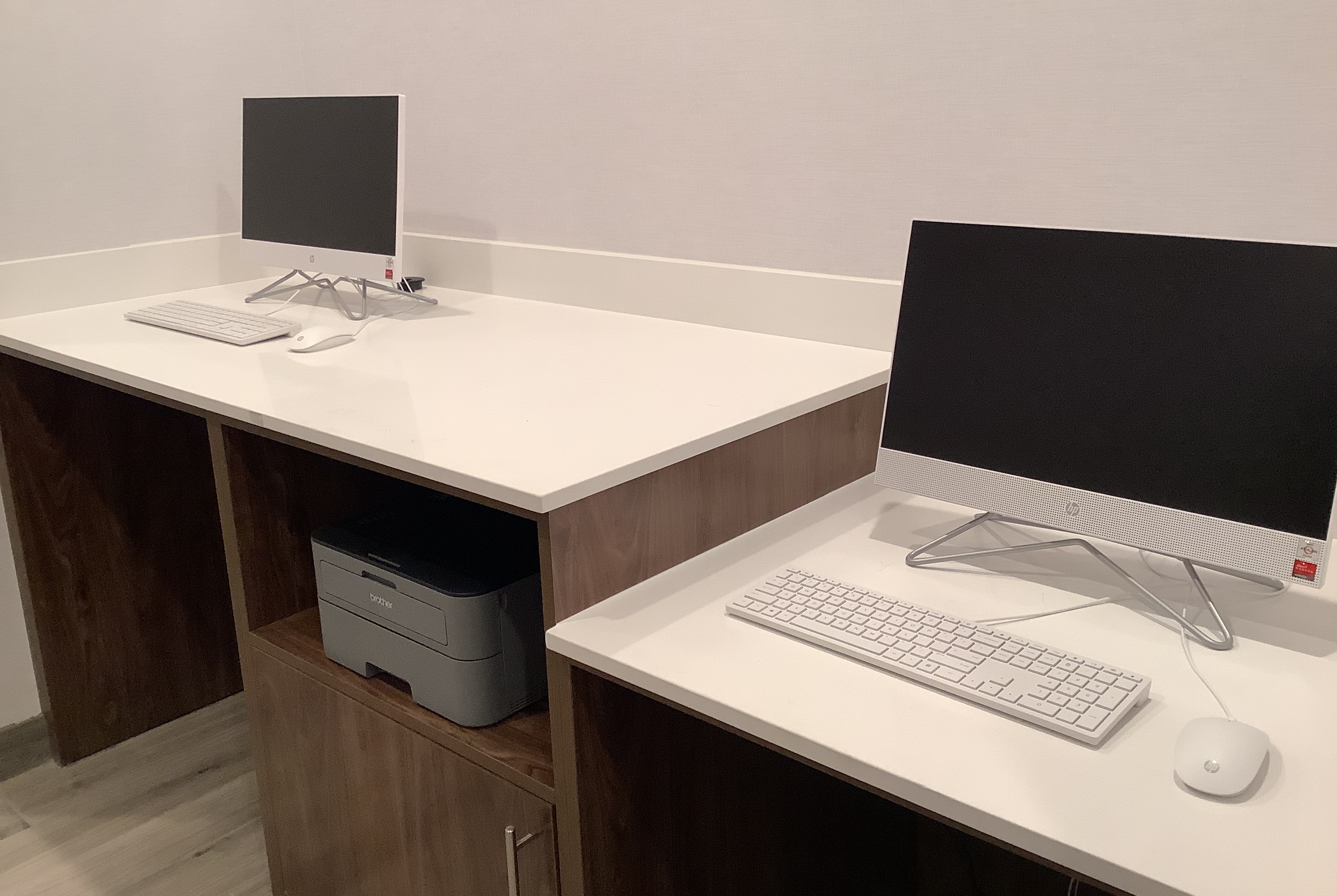 La Quinta Inn & Suites by Wyndham Littleton/Red Rocks business center in Littleton, Colorado