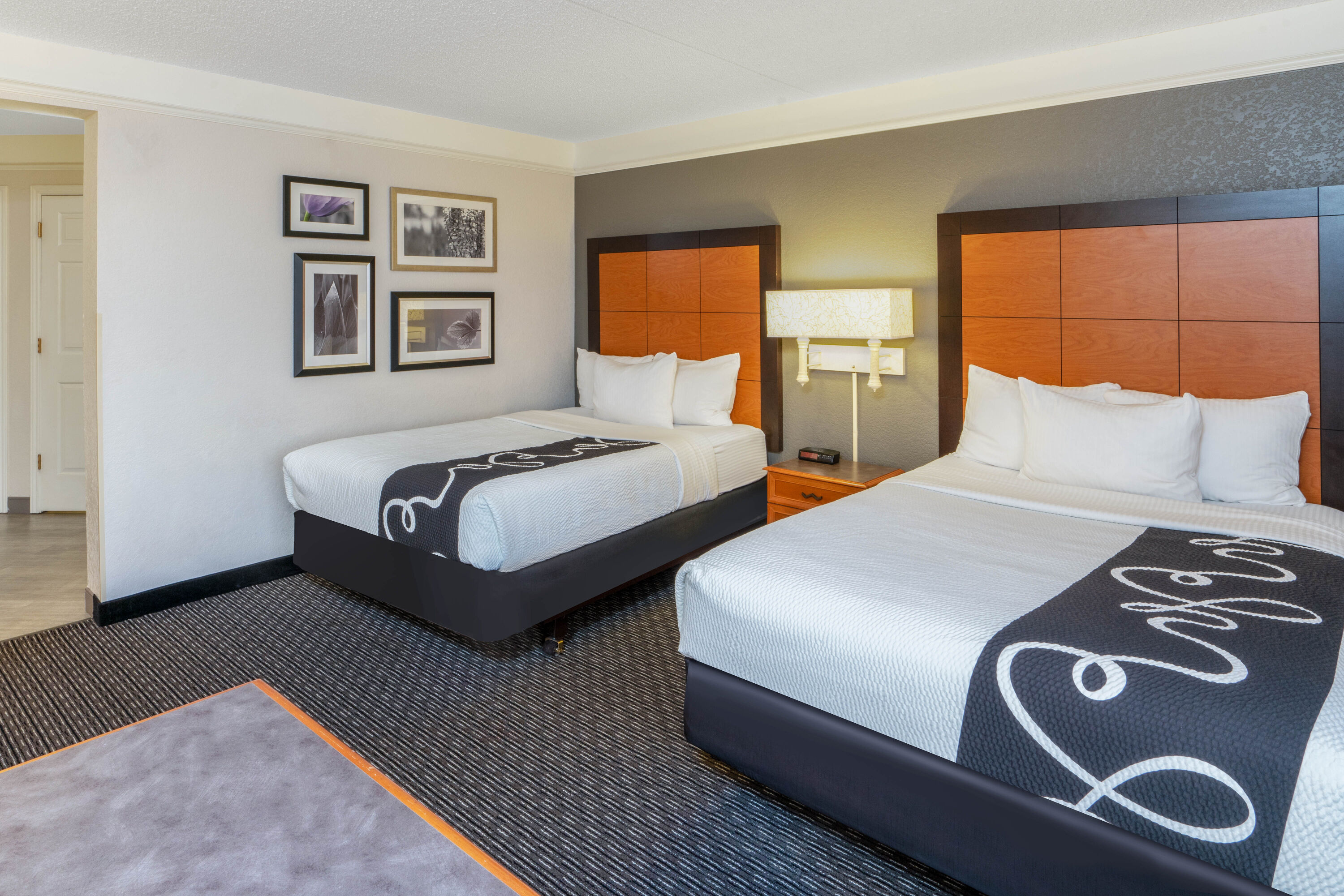 Guest room at the La Quinta Inn & Suites by Wyndham Pueblo in Pueblo, Colorado