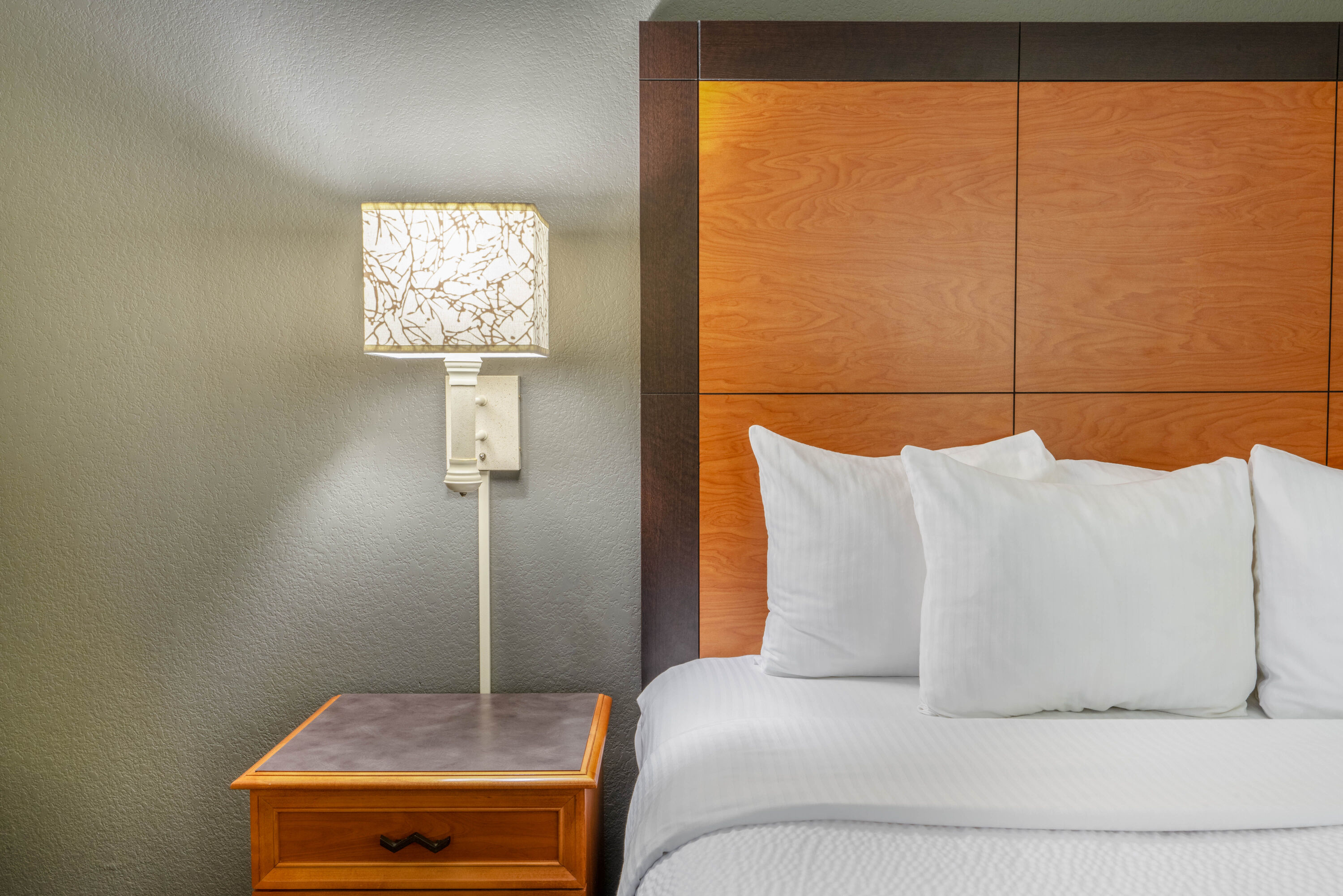 Guest room feature at the La Quinta Inn & Suites by Wyndham Pueblo in Pueblo, Colorado