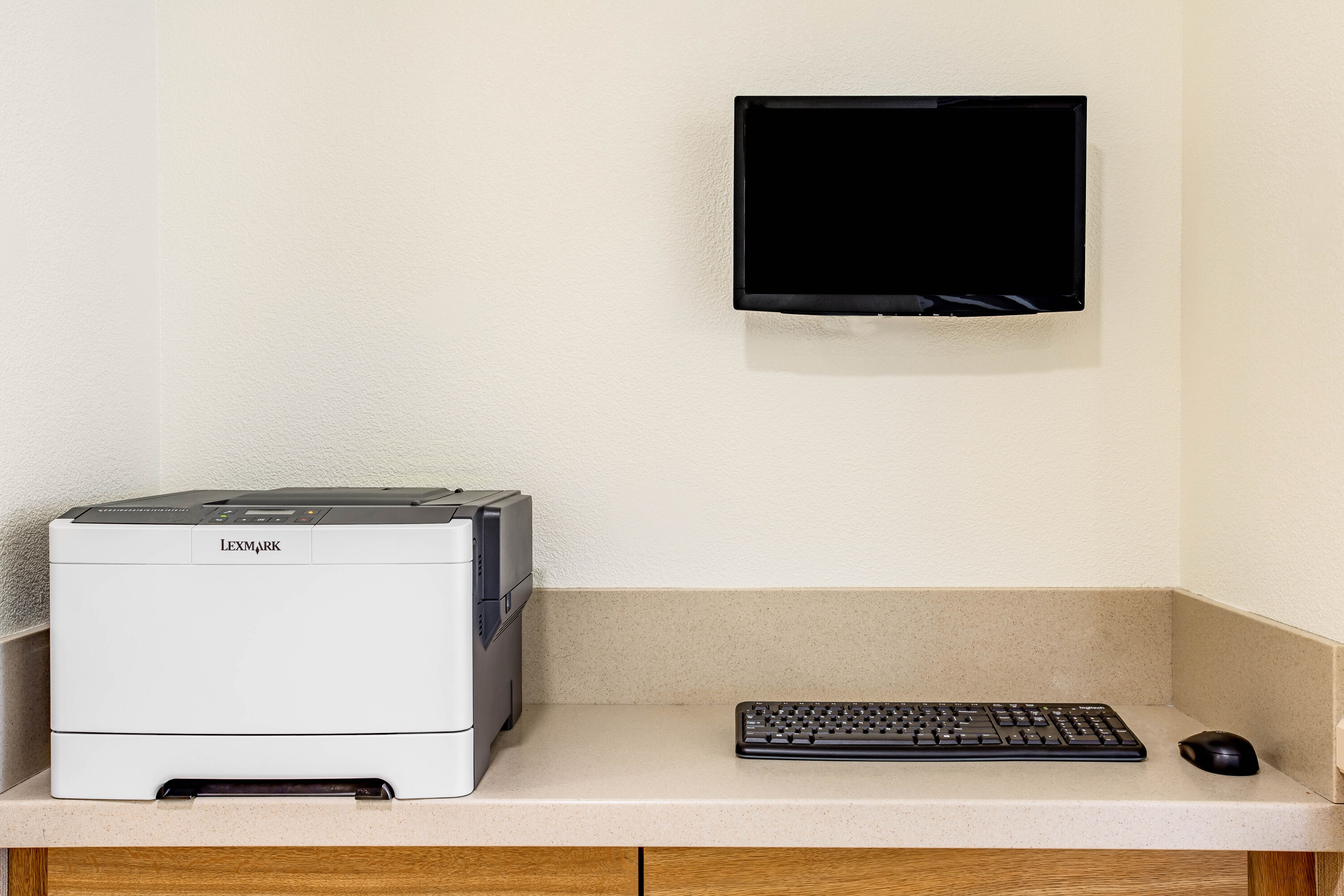 La Quinta Inn & Suites by Wyndham Danbury business center in Danbury, Connecticut