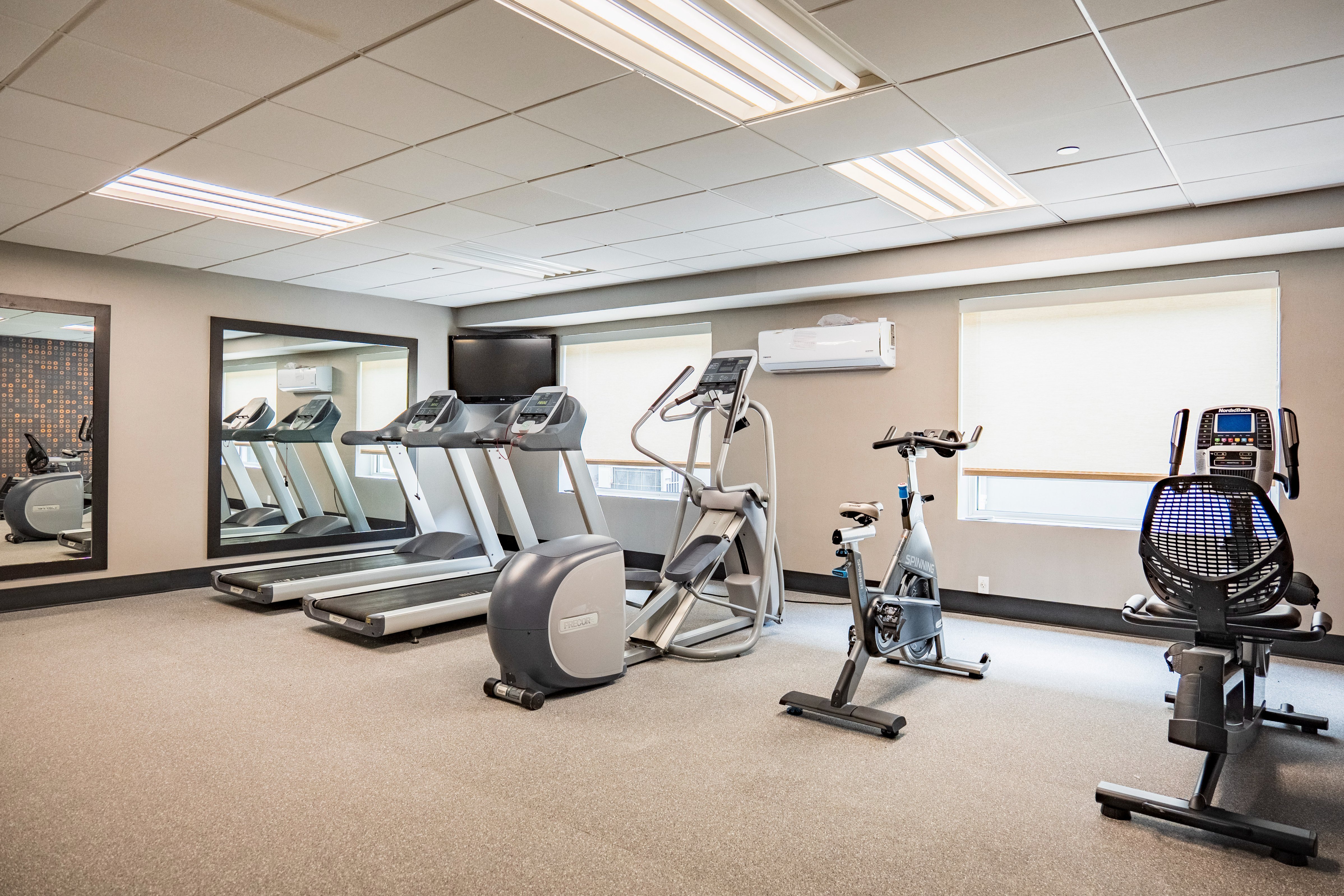 Fitness room at La Quinta Inn & Suites by Wyndham Danbury in Danbury, Connecticut