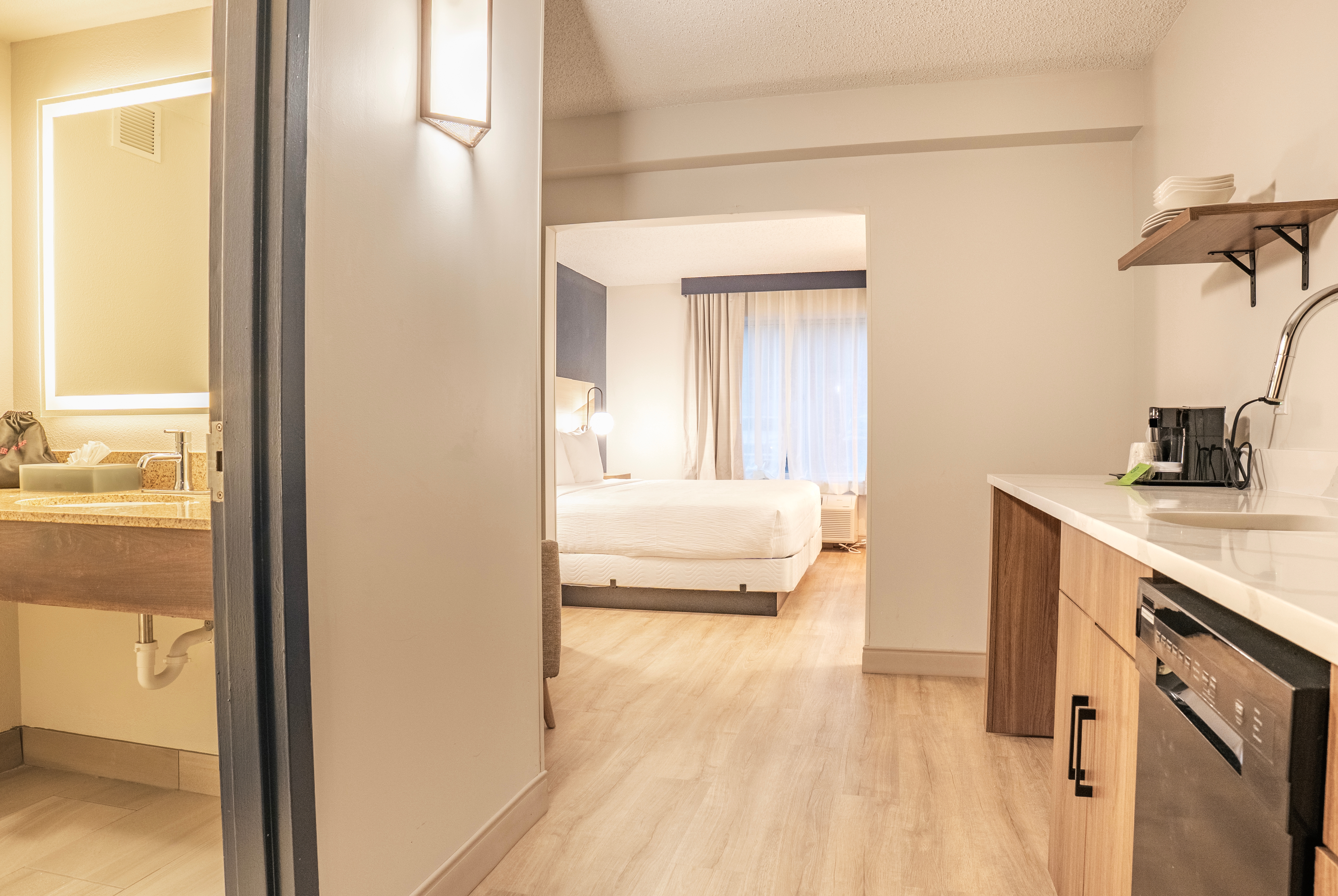 King bed guest room at the La Quinta Inn & Suites by Wyndham Danbury in Danbury, Connecticut