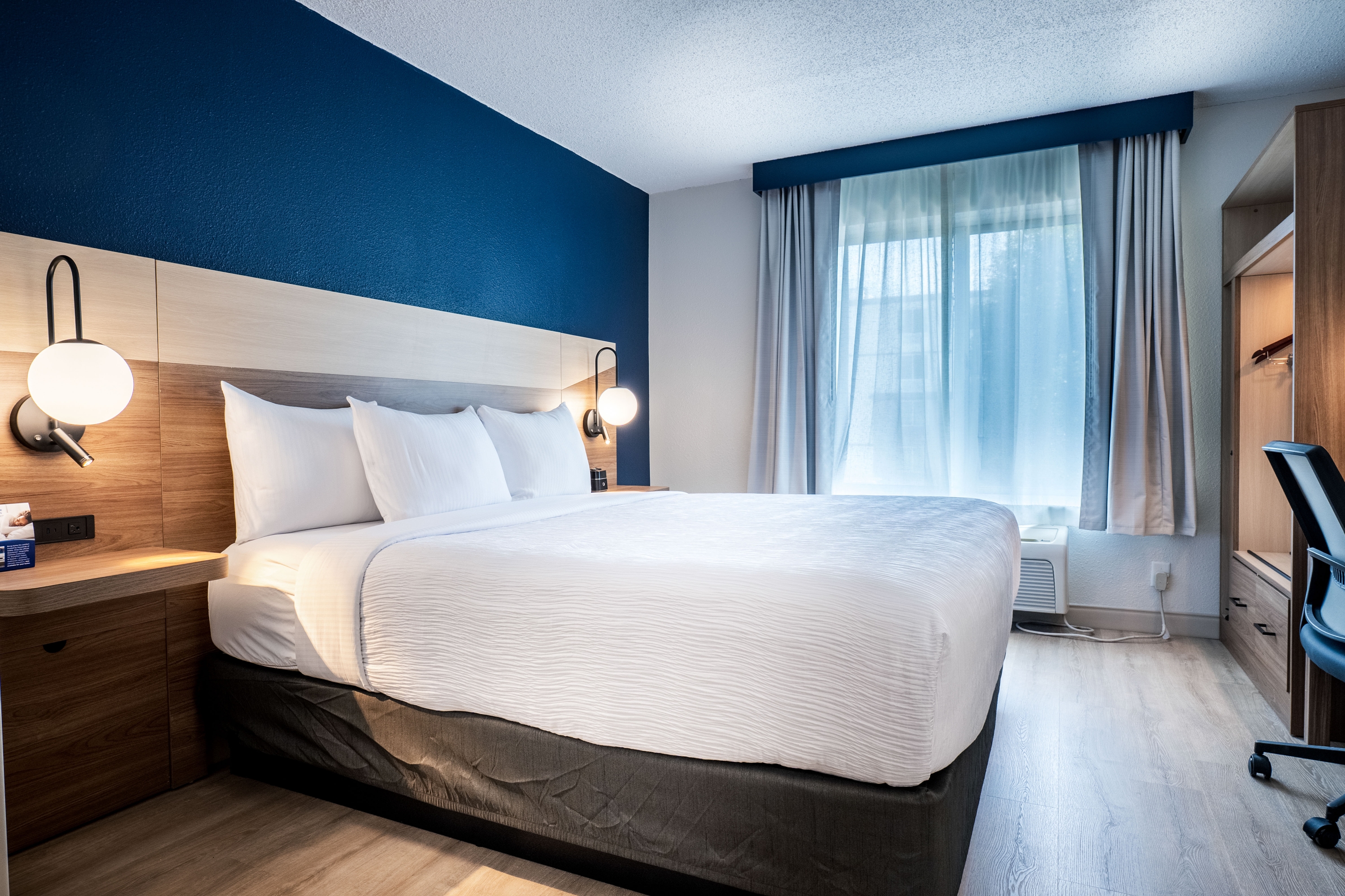 Guest room at the La Quinta Inn & Suites by Wyndham Danbury in Danbury, Connecticut