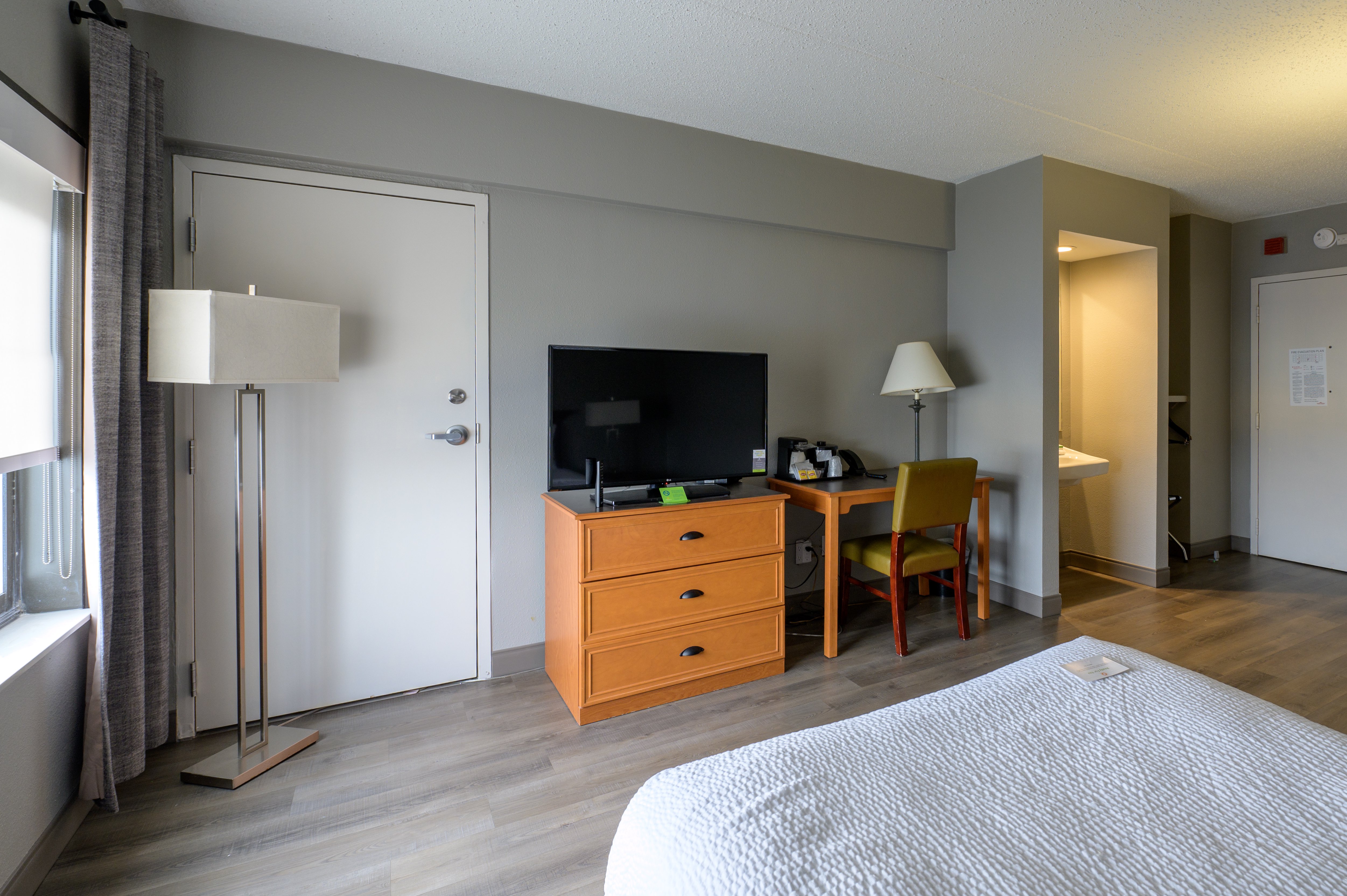 Guest room at the La Quinta Inn & Suites by Wyndham New Haven in New Haven, Connecticut