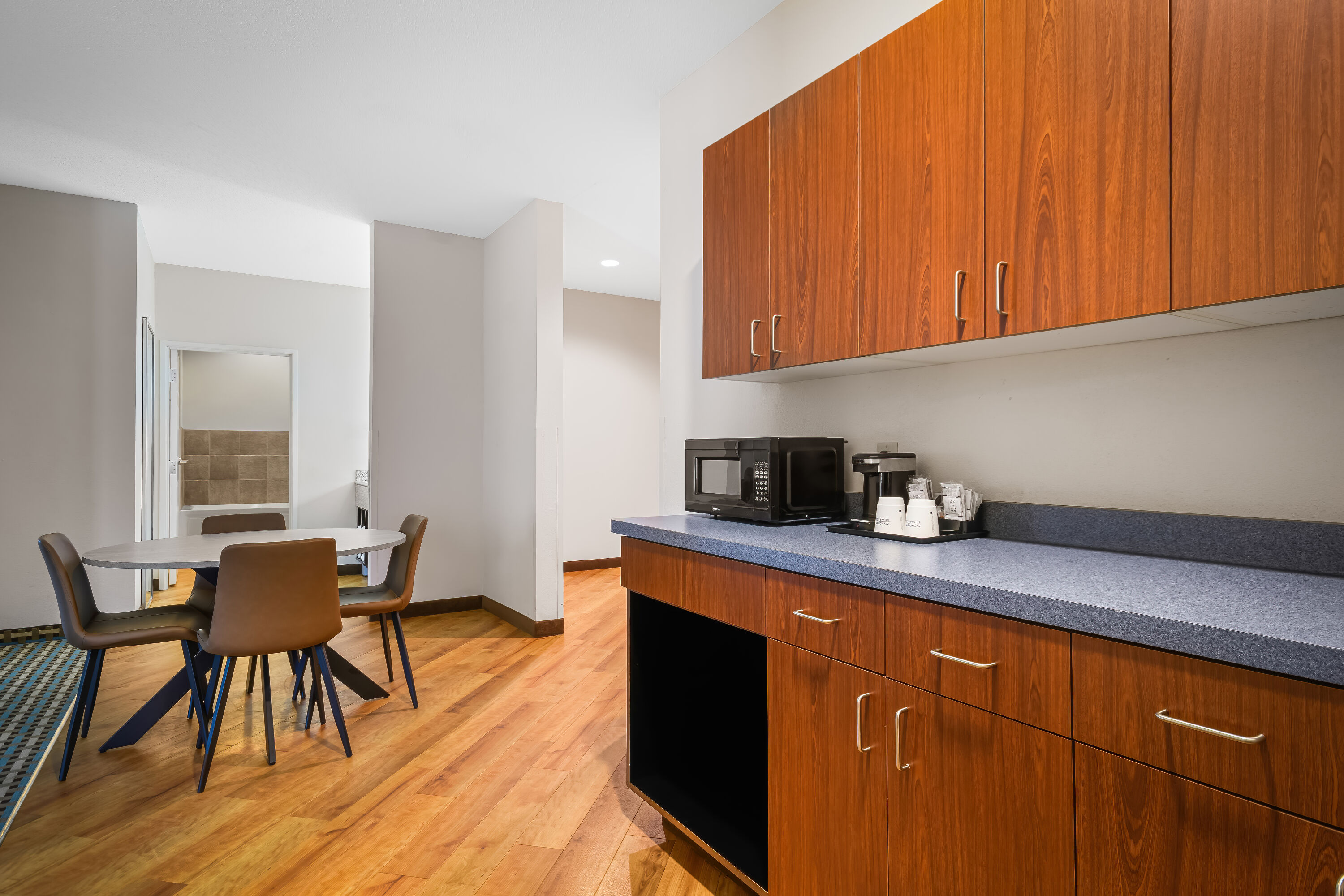 La Quinta Inn & Suites by Wyndham Stonington-Mystic Area suite in Pawcatuck, Connecticut