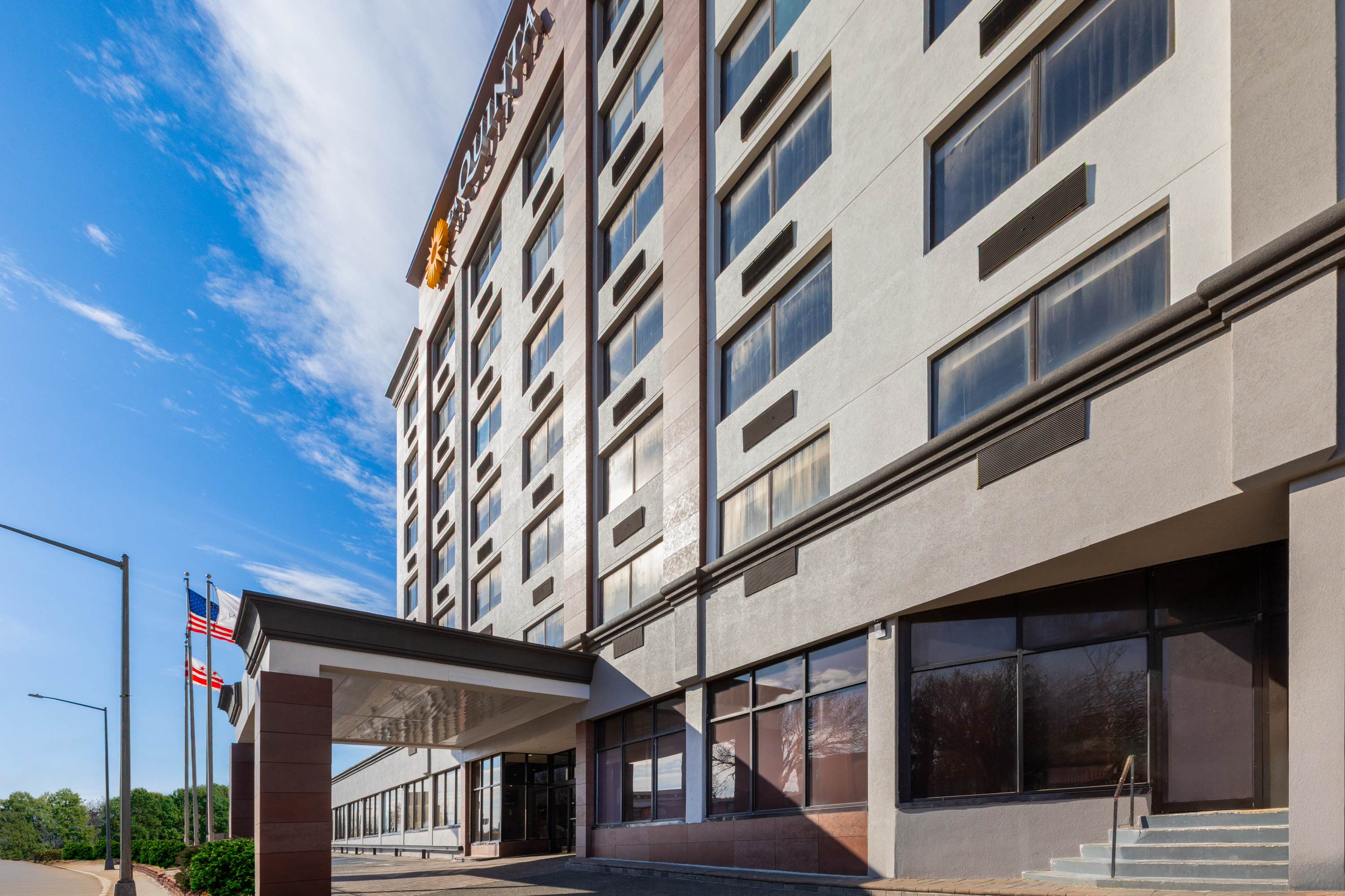 Exterior of La Quinta Inn & Suites by Wyndham Washington DC-Capital/NoMA hotel in Washington, District Of Columbia