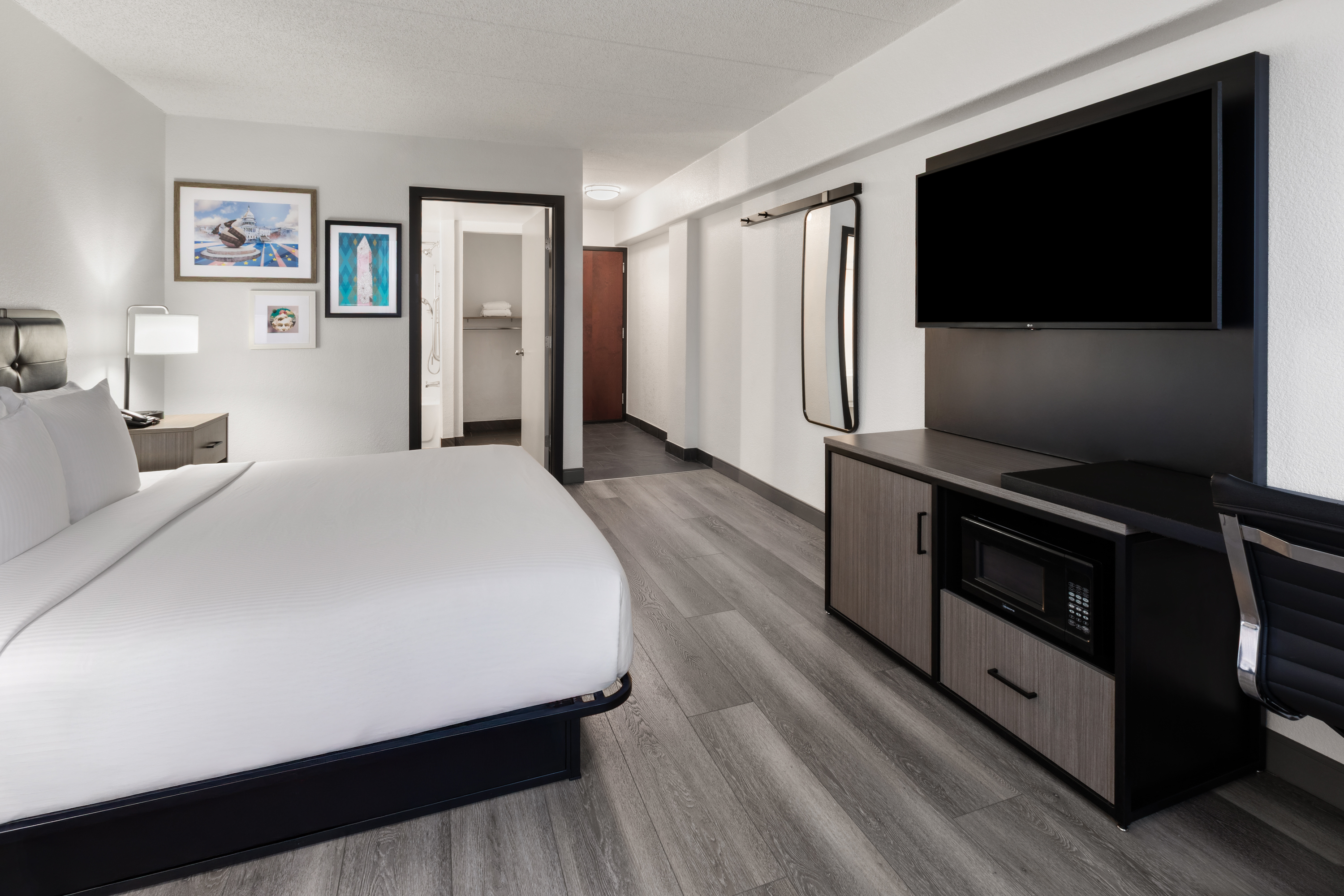 Guest room at the La Quinta Inn & Suites by Wyndham Washington DC-Capital/NoMA in Washington, District Of Columbia