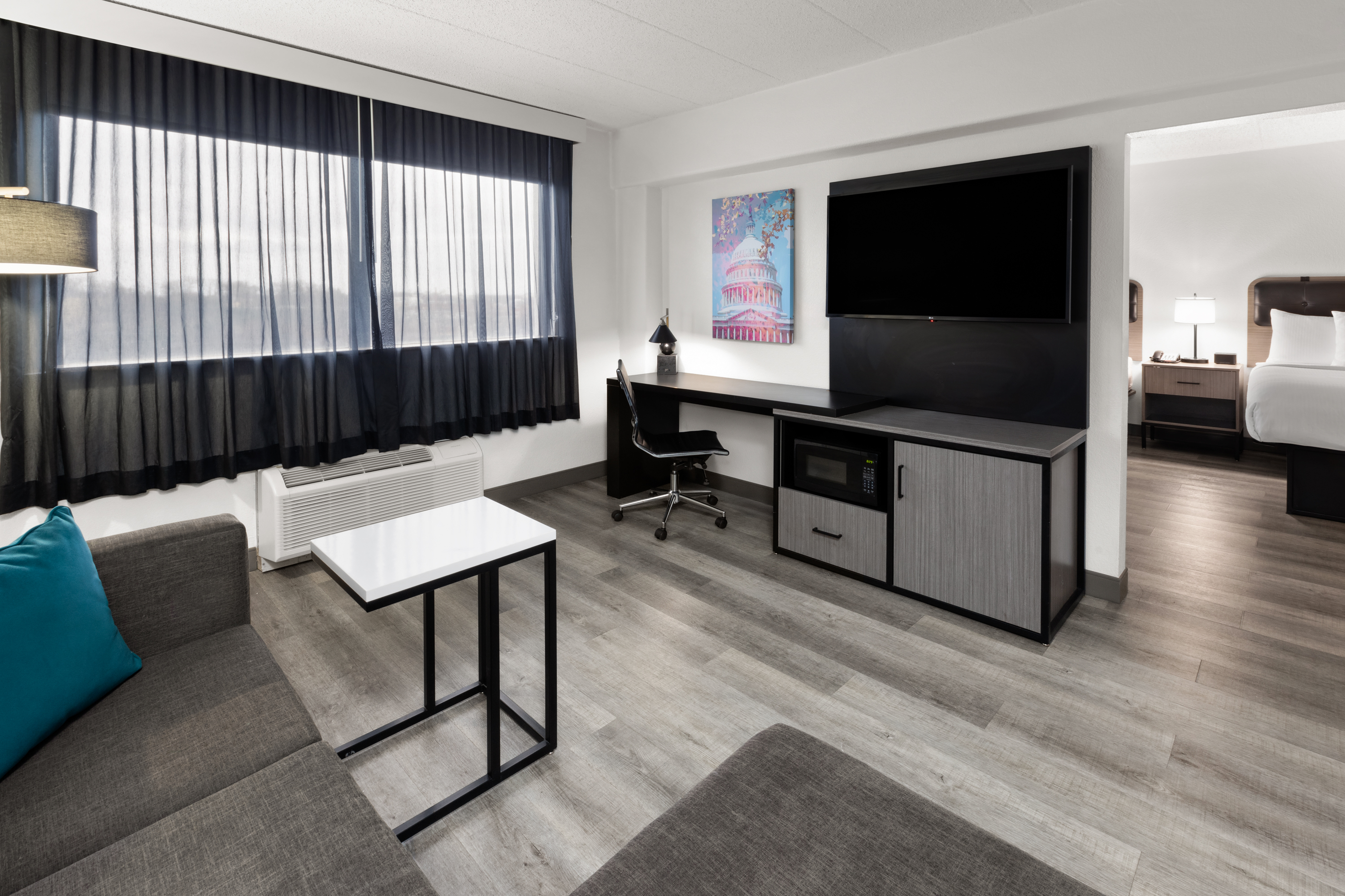 La Quinta Inn & Suites by Wyndham Washington DC-Capital/NoMA suite in Washington, District Of Columbia