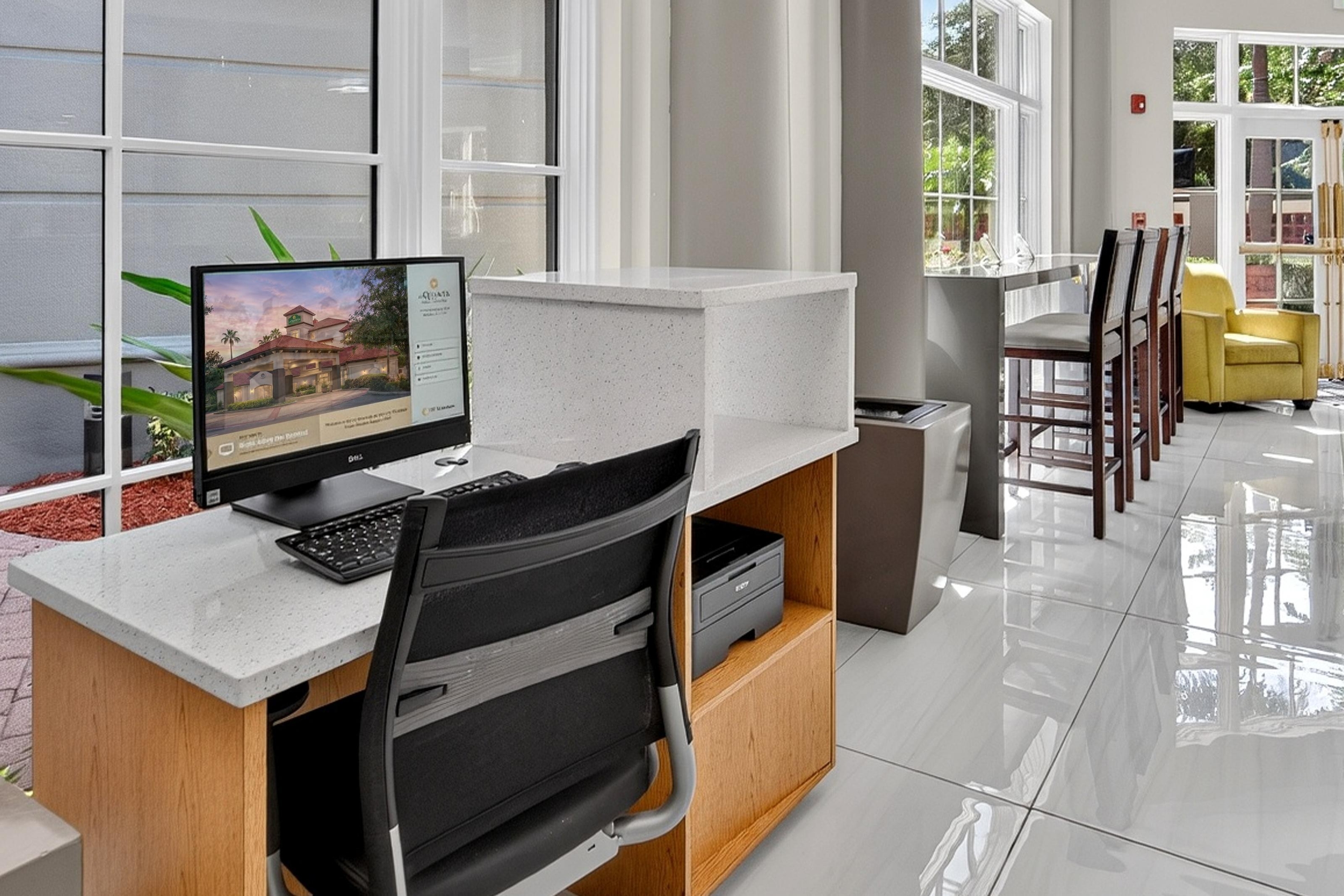 La Quinta Inn & Suites by Wyndham Tampa Brandon Regency Park business center in Brandon, Florida