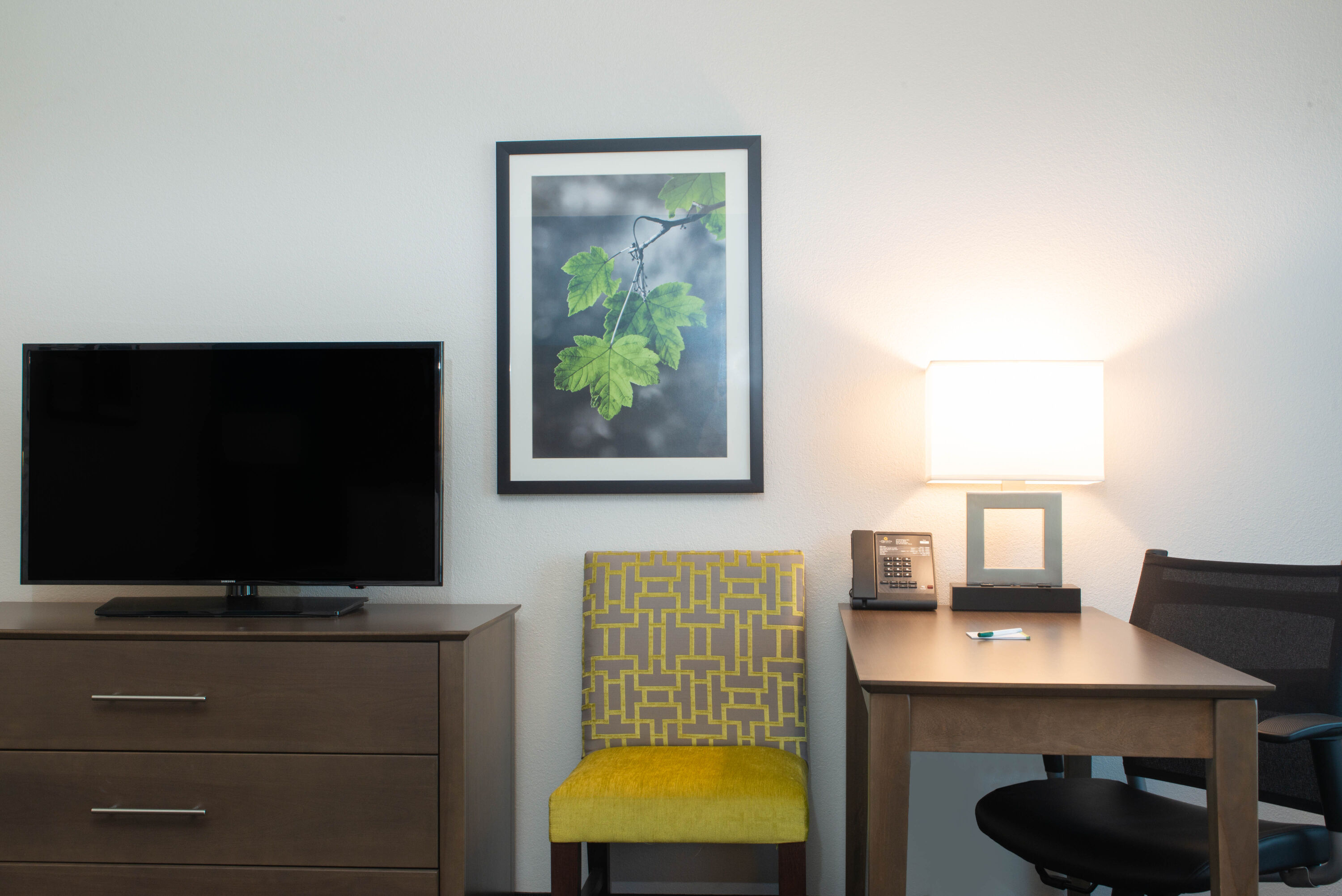 Guest room feature at the La Quinta Inn & Suites by Wyndham Tampa Brandon Regency Park in Brandon, Florida