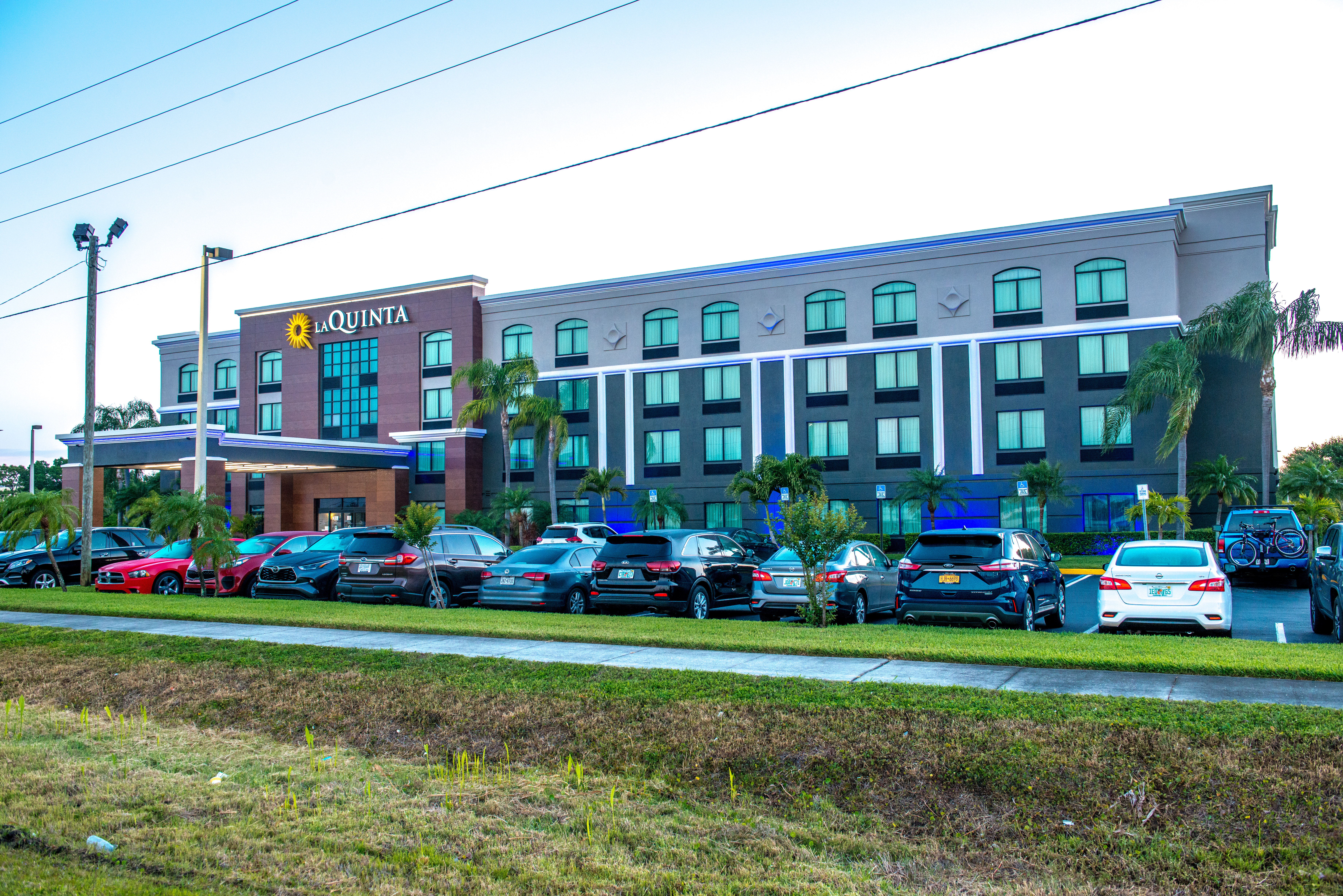 Exterior of La Quinta Inn & Suites by Wyndham Clearwater South hotel in Clearwater, Florida