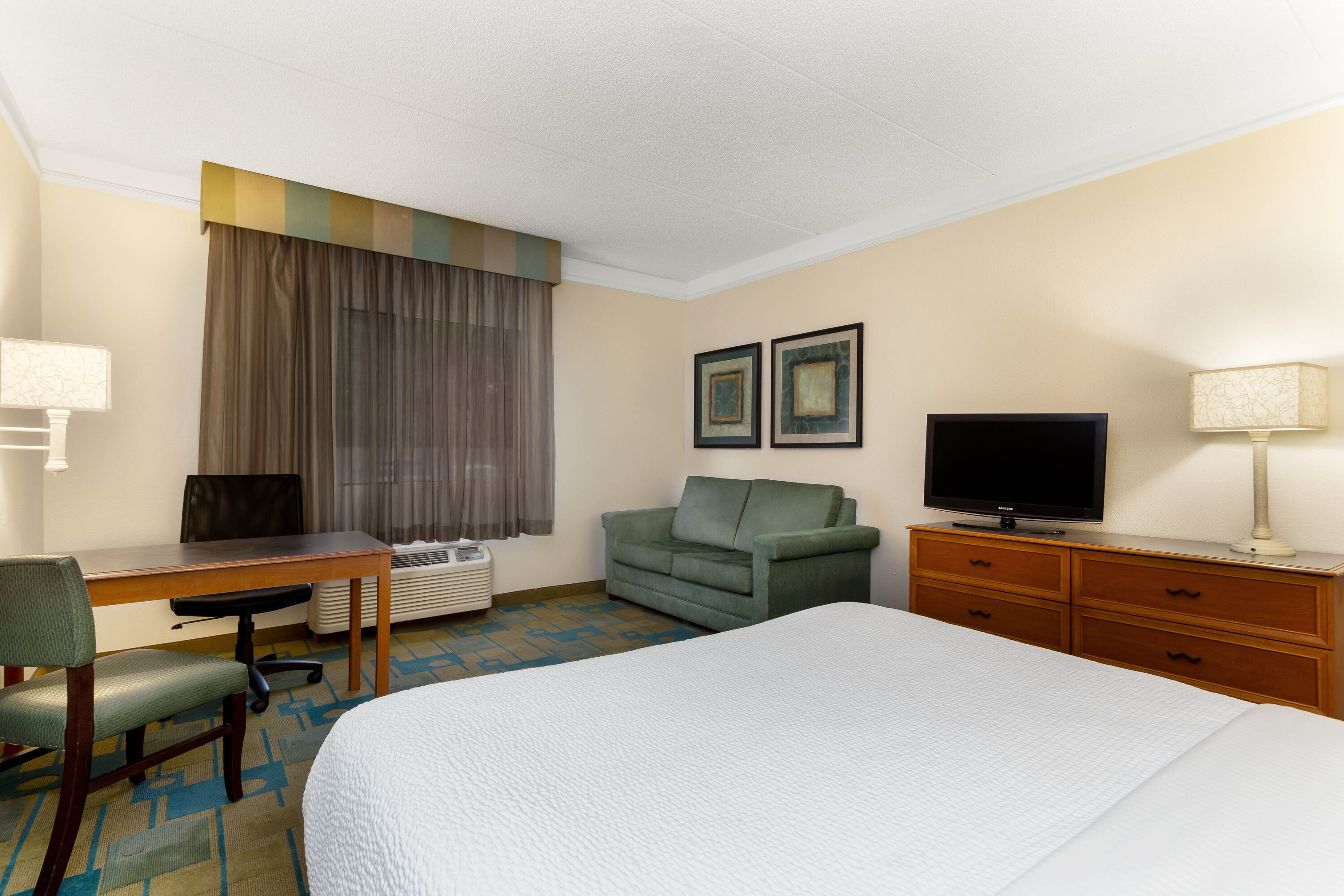 Guest room at the La Quinta Inn & Suites by Wyndham St. Pete-Clearwater Airpt in Clearwater, Florida