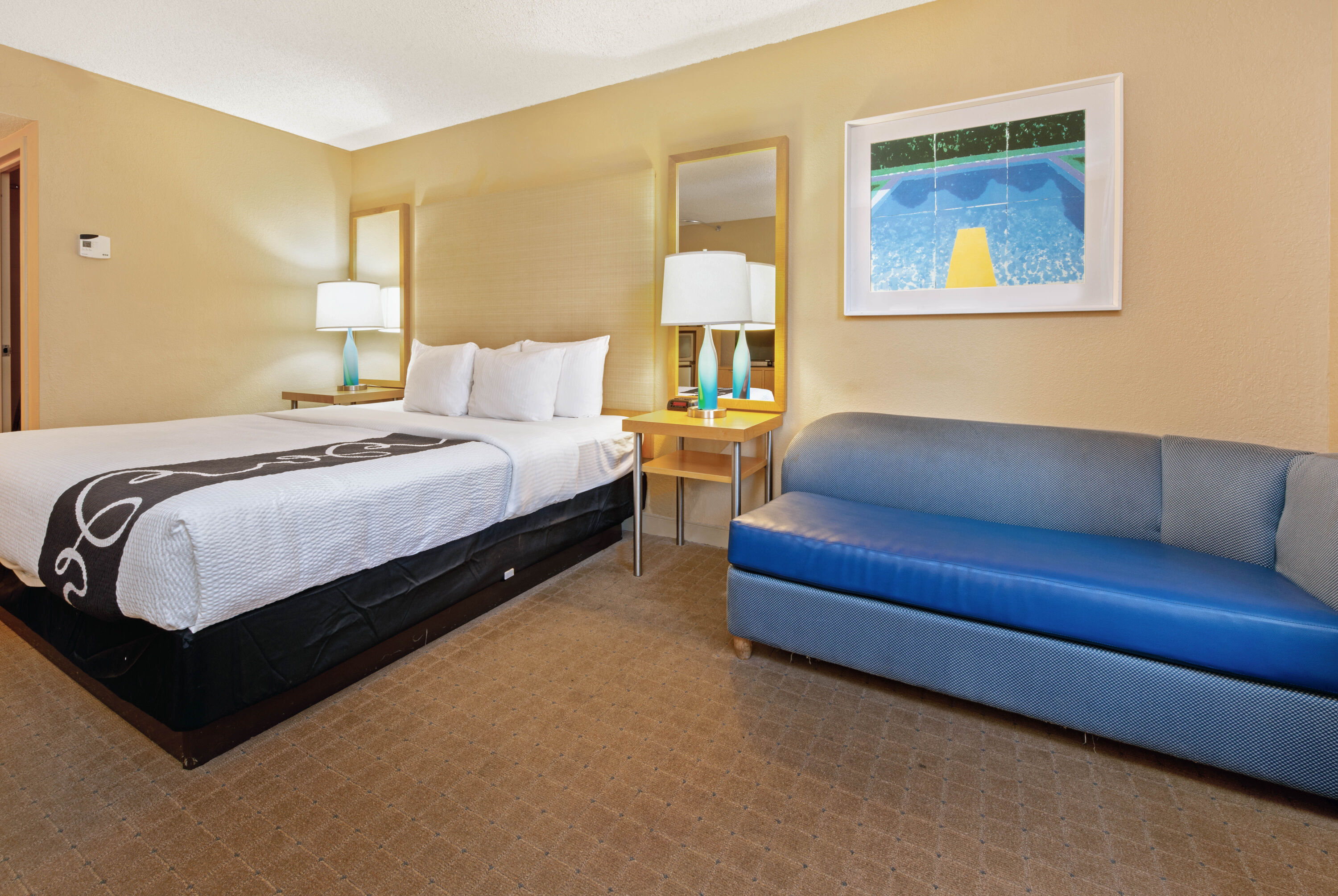 La Quinta Inn & Suites by Wyndham Coral Springs South suite in Coral Springs, Florida