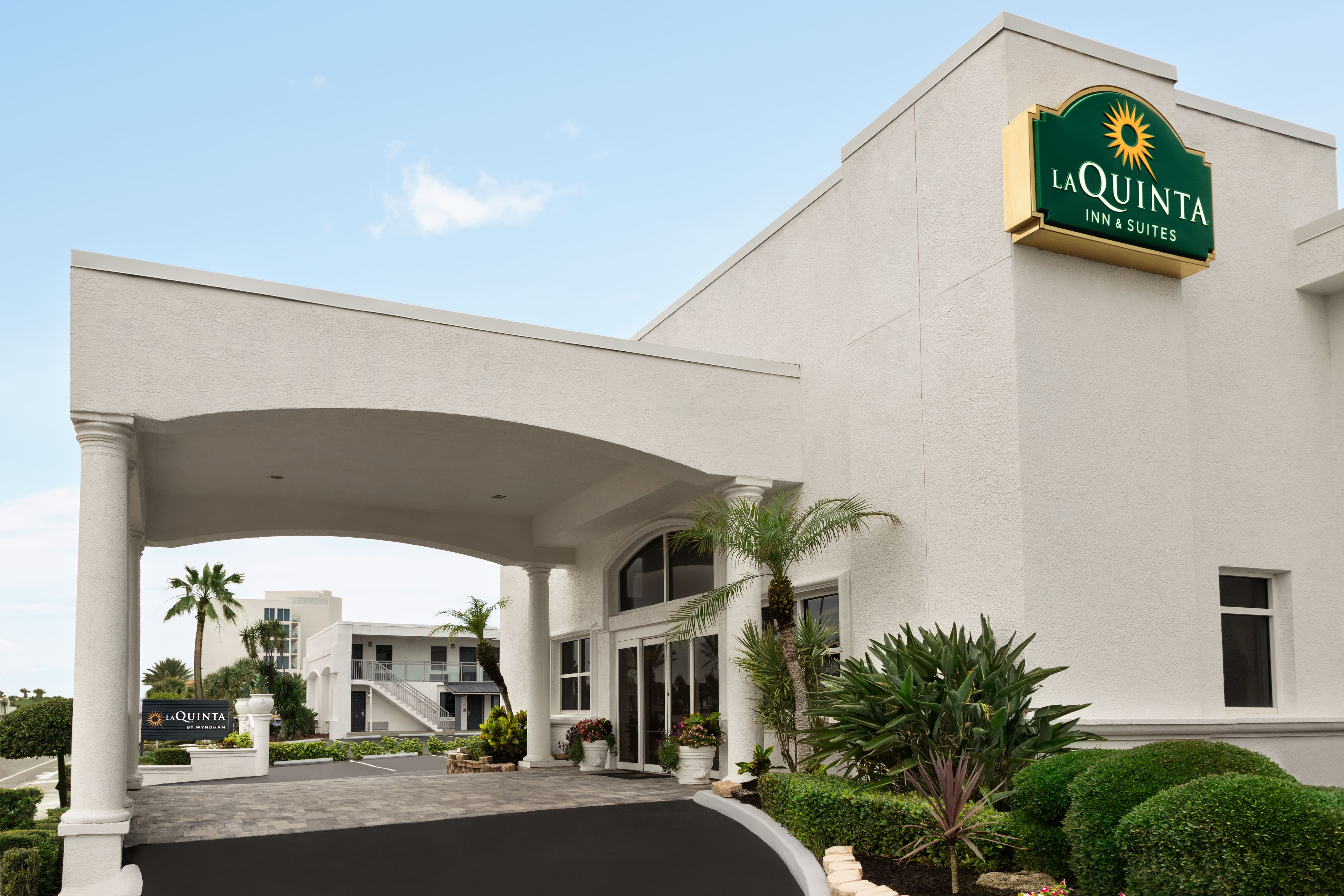 La Quinta Inn & Suites Oceanfront Daytona Beach in Daytona Beach, United States