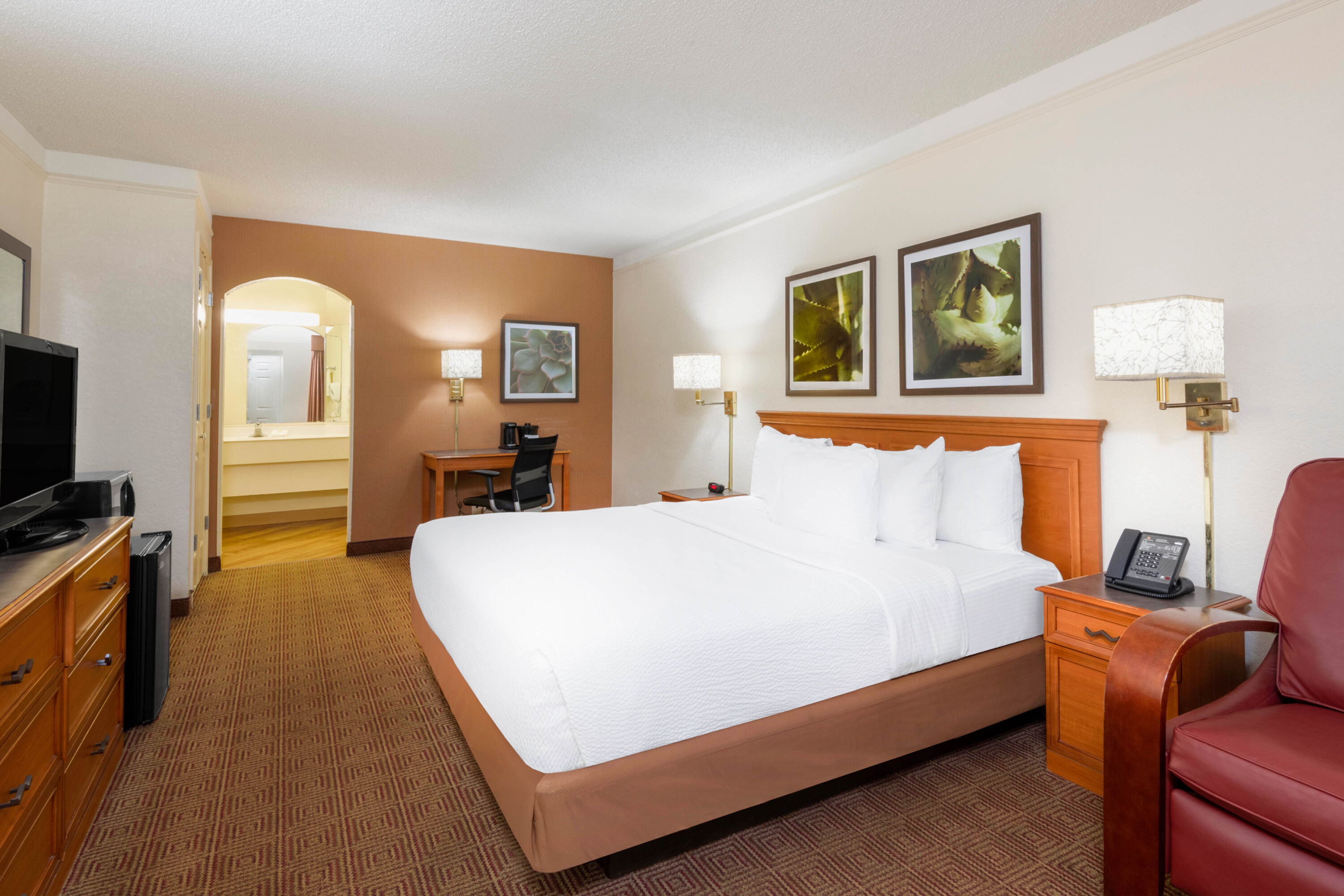Guest room at the La Quinta East Deerfield Beach - Boca Raton in Deerfield Beach, Florida