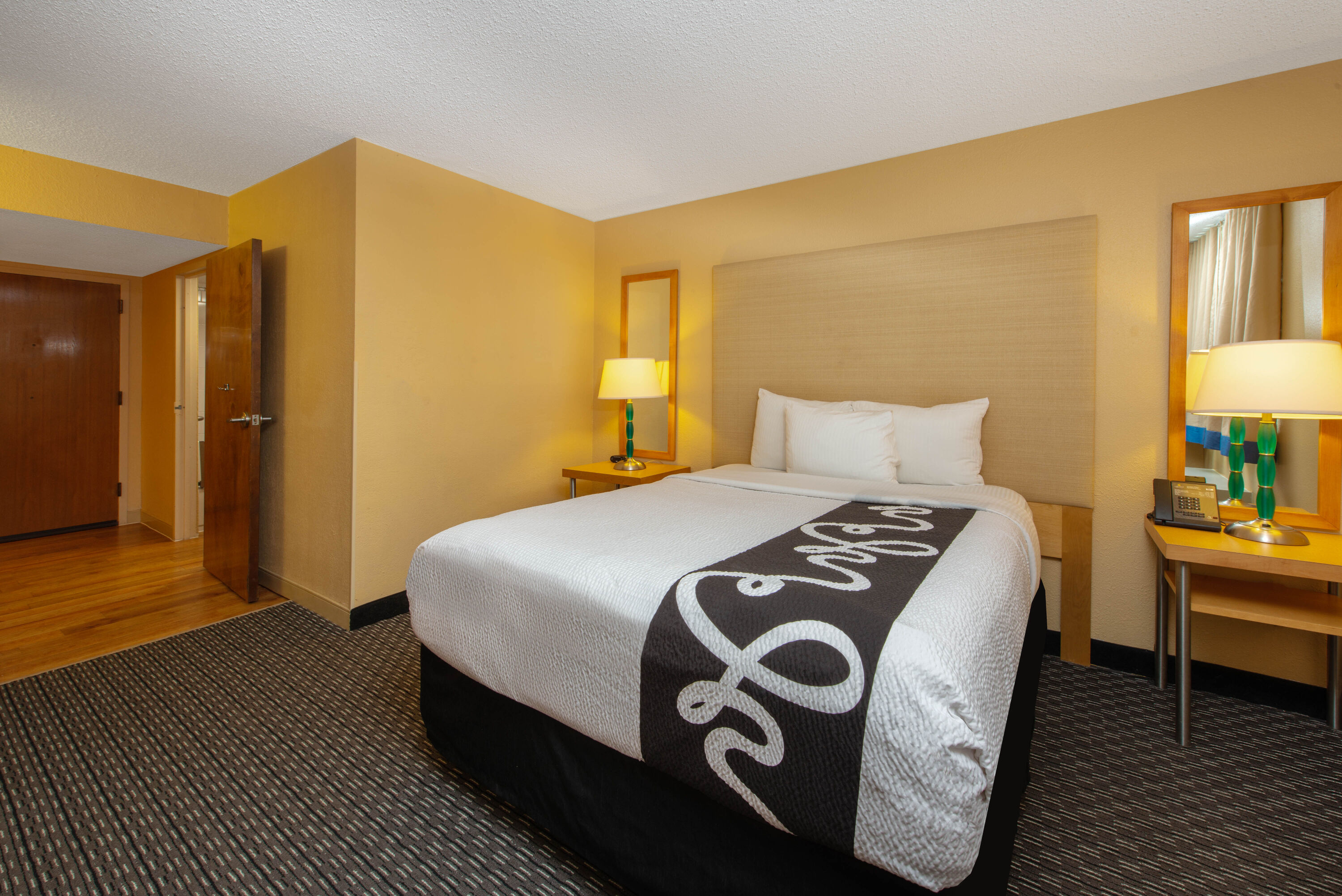 La Quinta Inn Amp Suites By Wyndham Deerfield Beach I 95