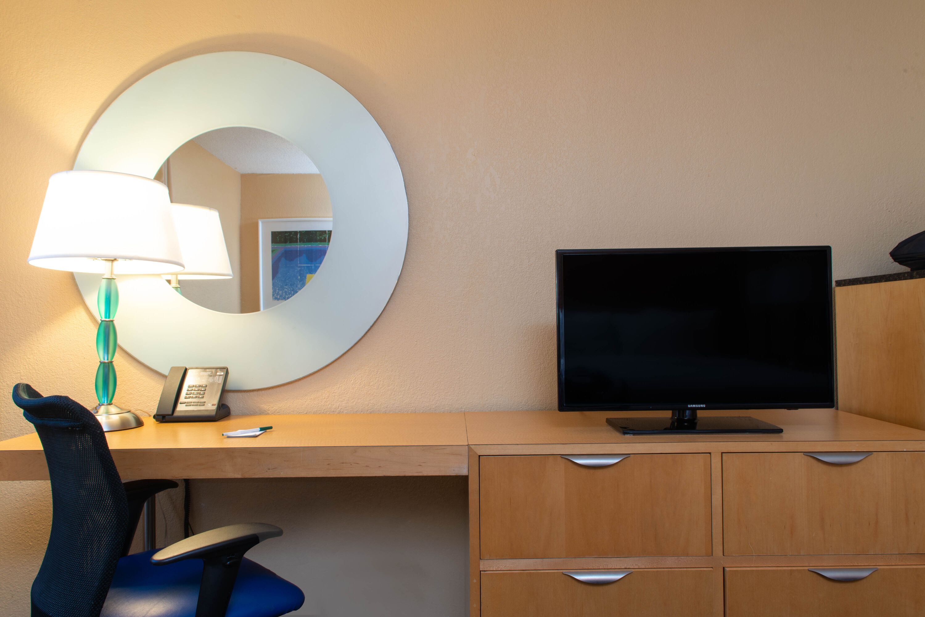Guest room feature at the La Quinta Inn & Suites by Wyndham Deerfield Beach I-95 in Deerfield Beach, Florida