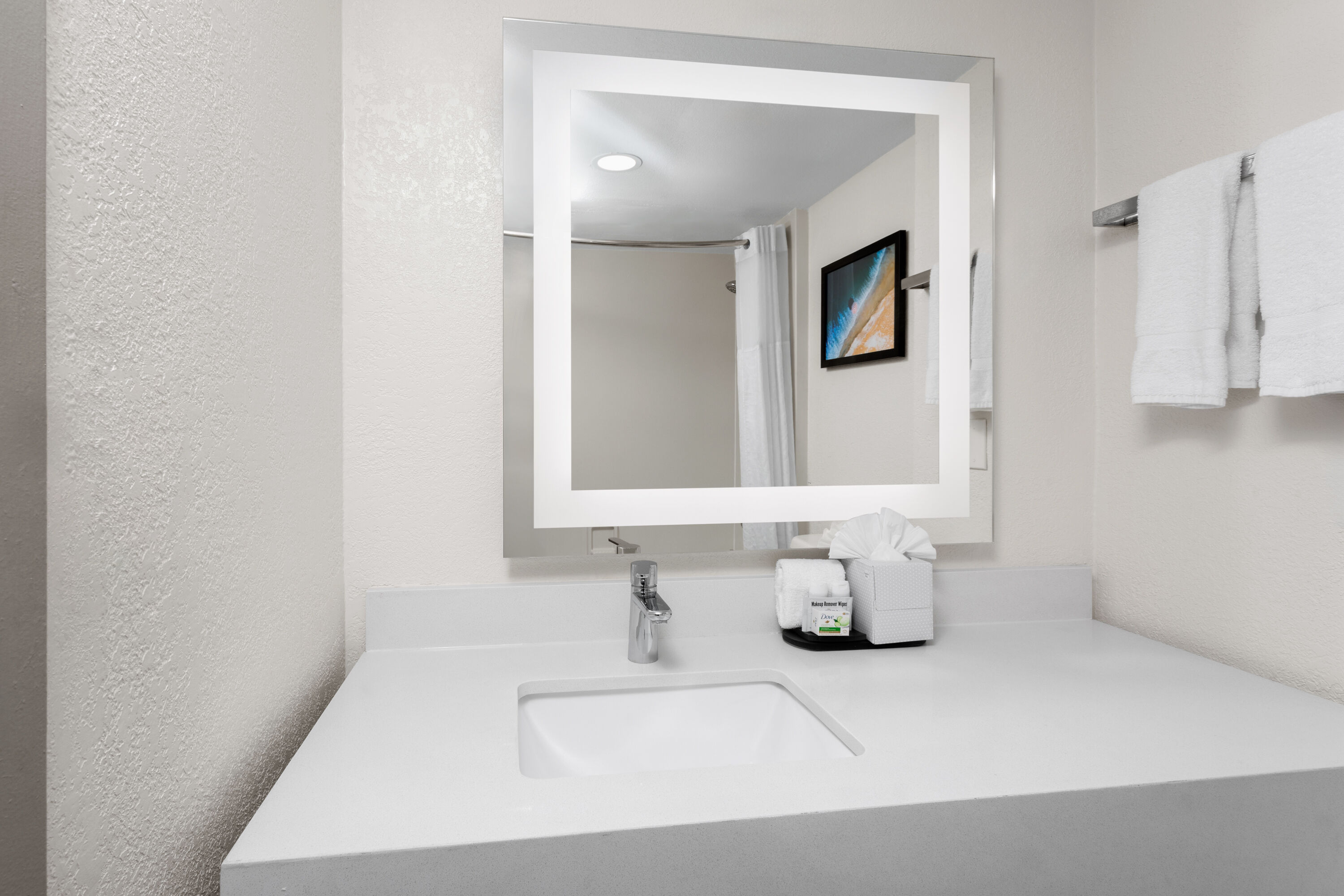 Guest room bath at the La Quinta Inn & Suites by Wyndham Ft Lauderdale Cypress Cr in Fort Lauderdale, Florida