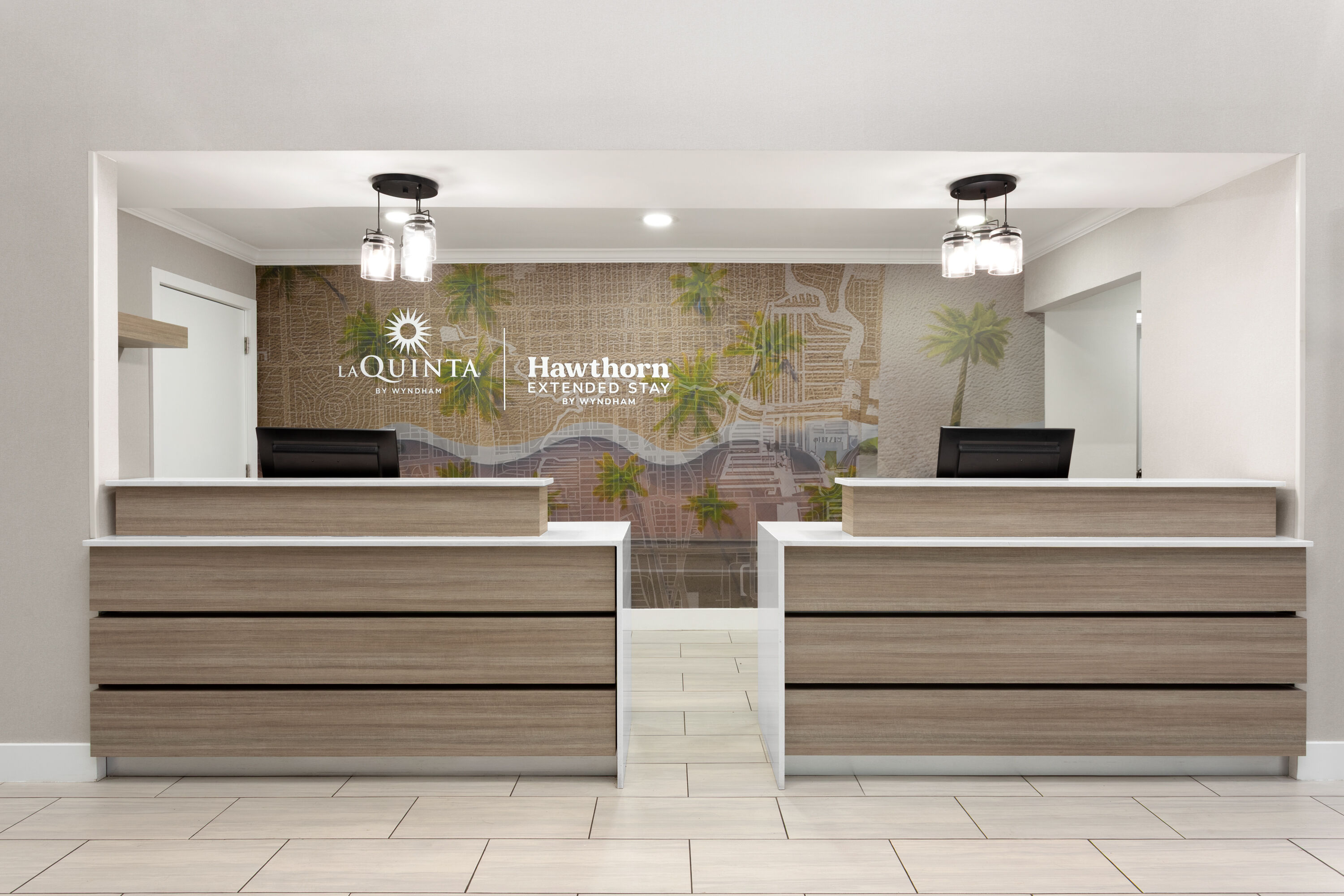 La Quinta Inn & Suites by Wyndham Ft Lauderdale Cypress Cr reception in Fort Lauderdale, Florida