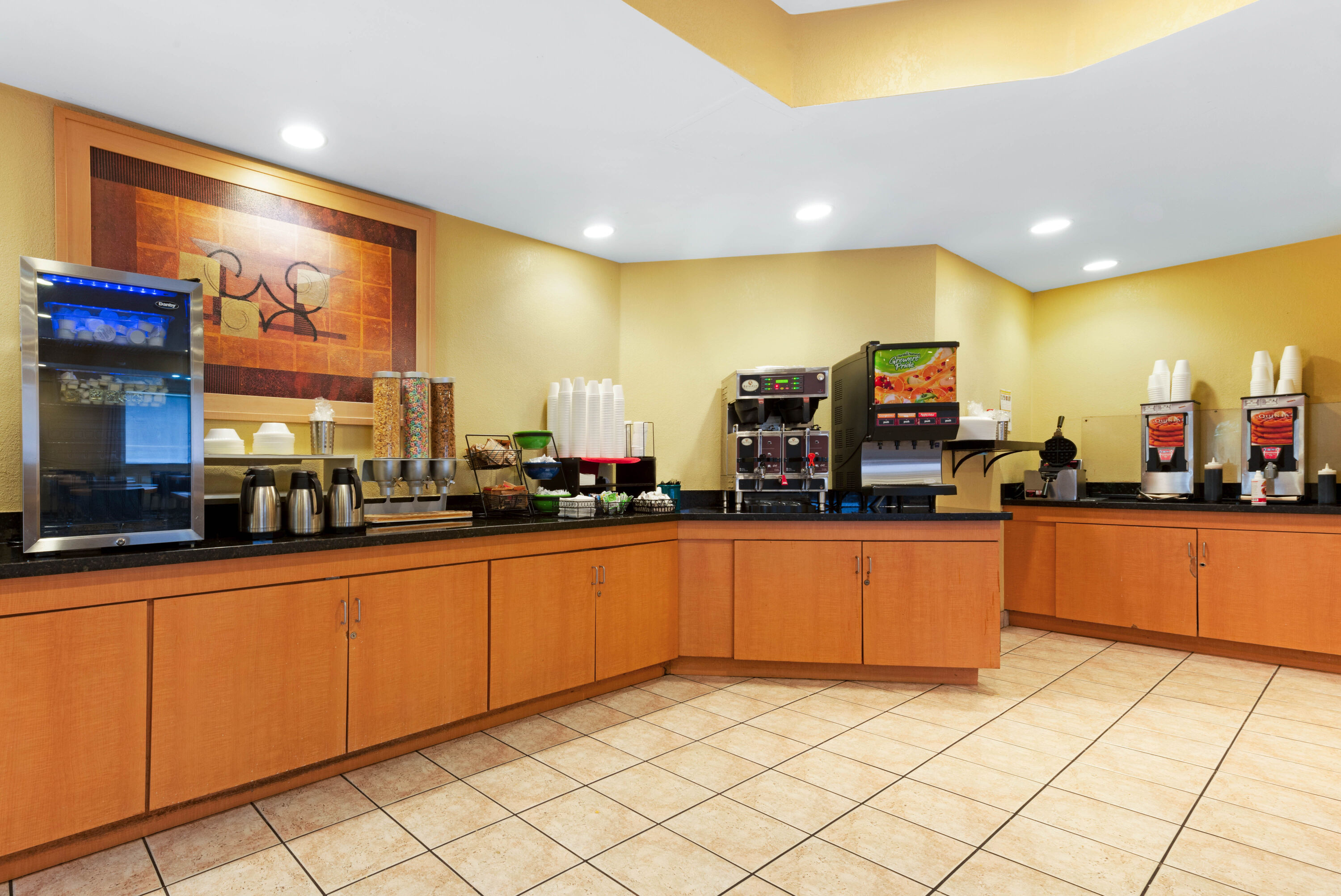 Free breakfast at La Quinta by Wyndham Fort Lauderdale Pompano Beach in Fort Lauderdale, Florida