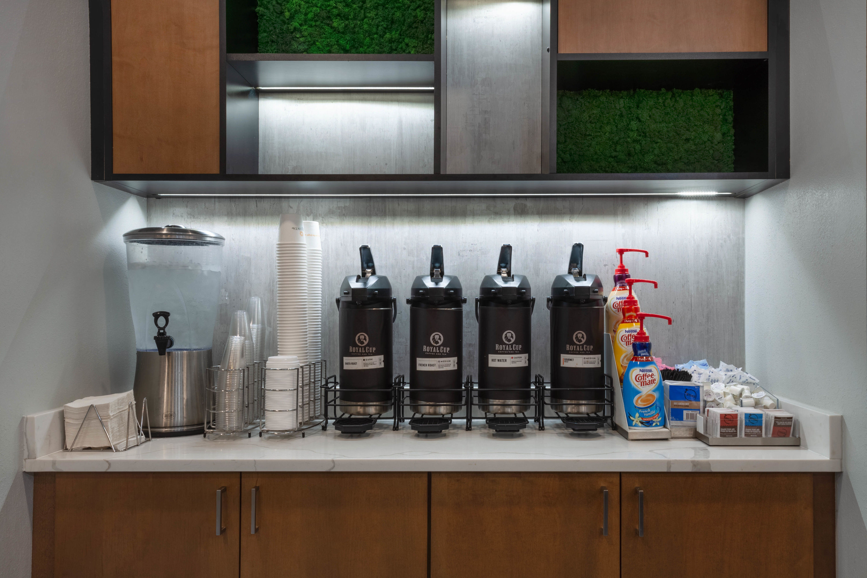 Property amenity at La Quinta Inn & Suites by Wyndham Ft. Myers-Sanibel Gateway in Fort Myers, Florida