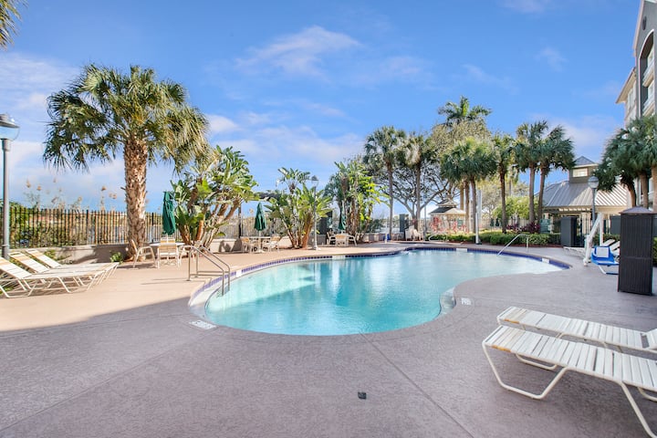 La Quinta Inn & Suites by Wyndham Ft. Lauderdale Airport | Hollywood, FL  Hotels