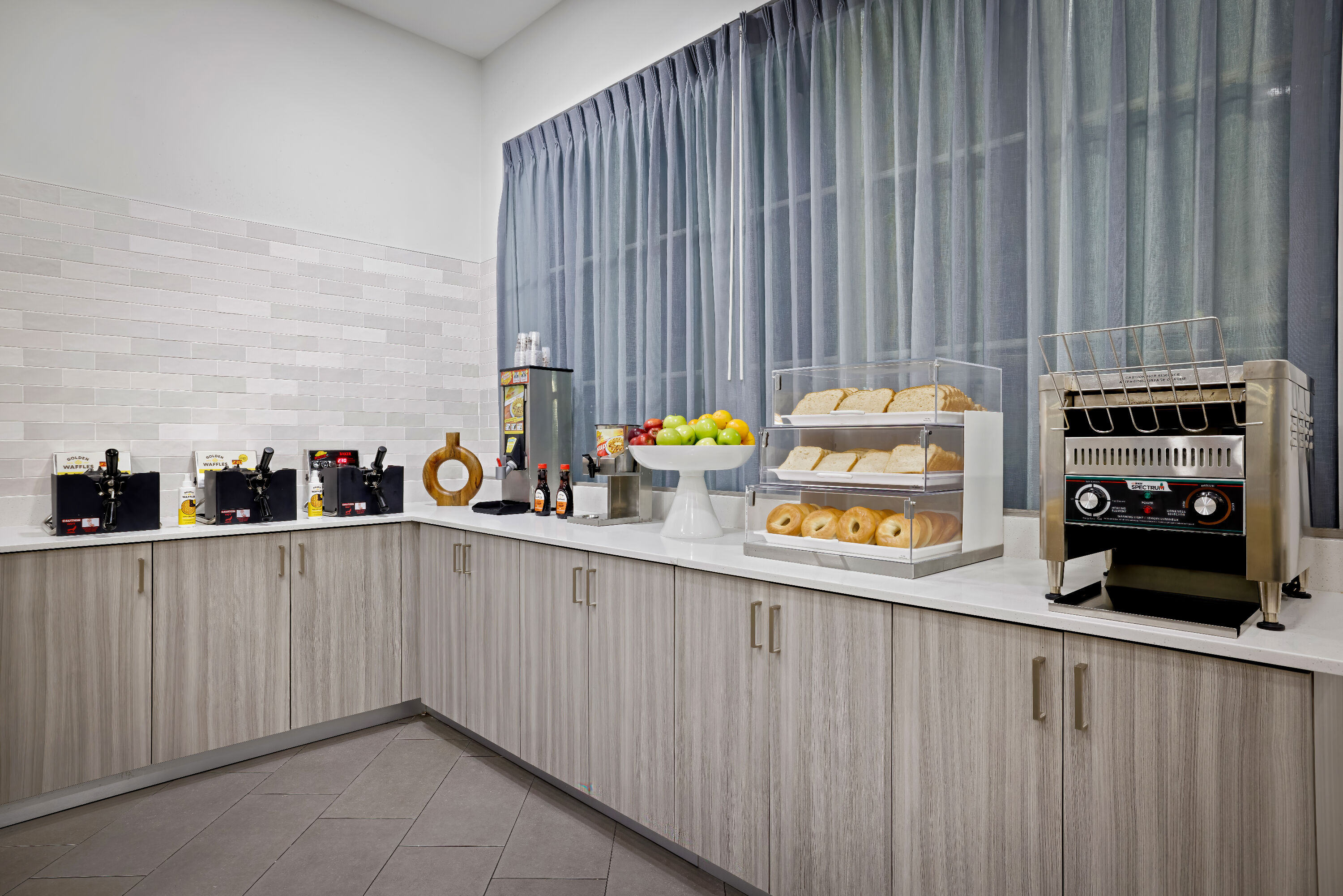 La Quinta Inn & Suites by Wyndham Miami Airport West restaurant breakfast area close up in Miami, Florida