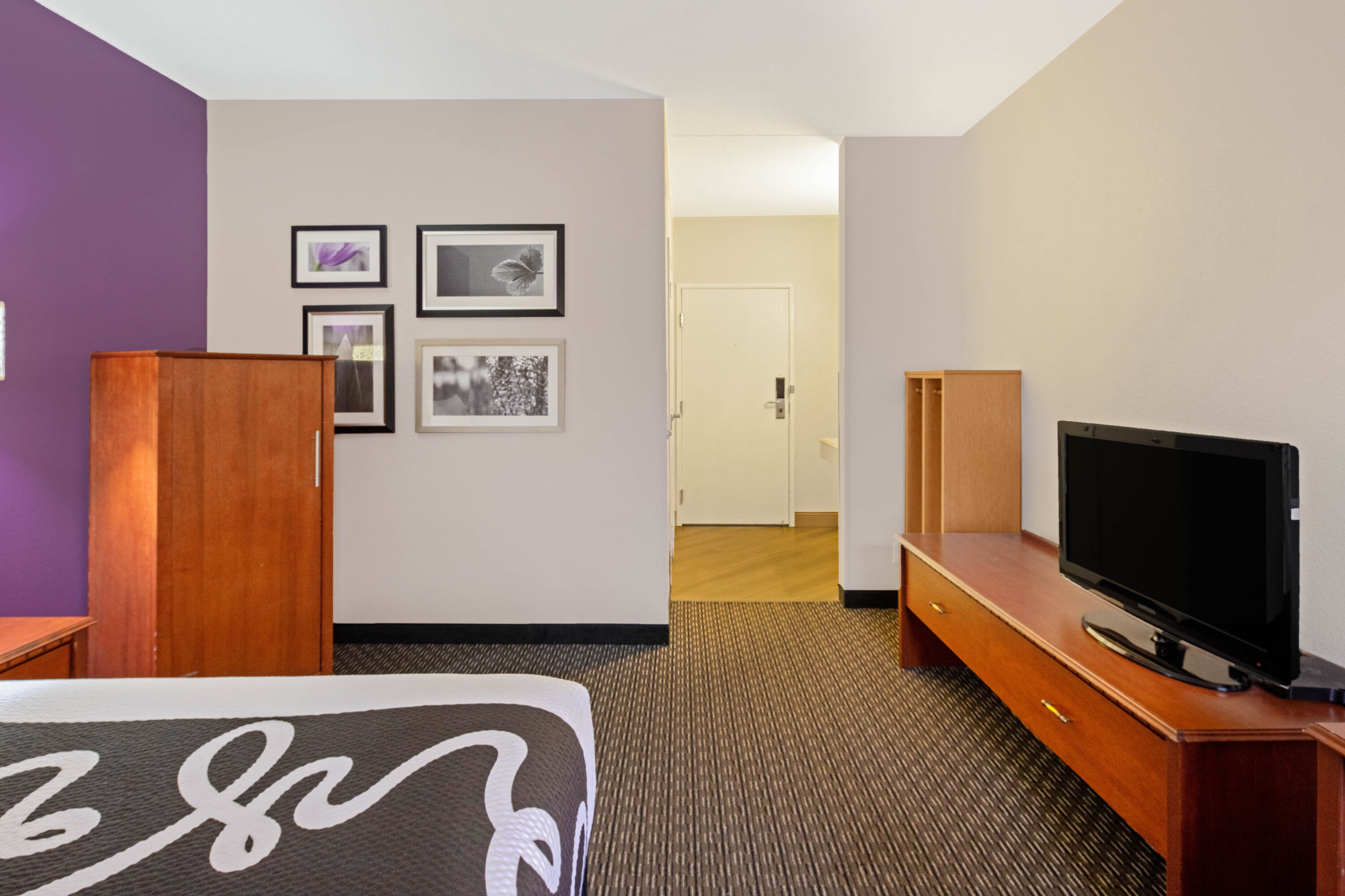 La Quinta Inn Amp Suites By Wyndham Miami Airport East