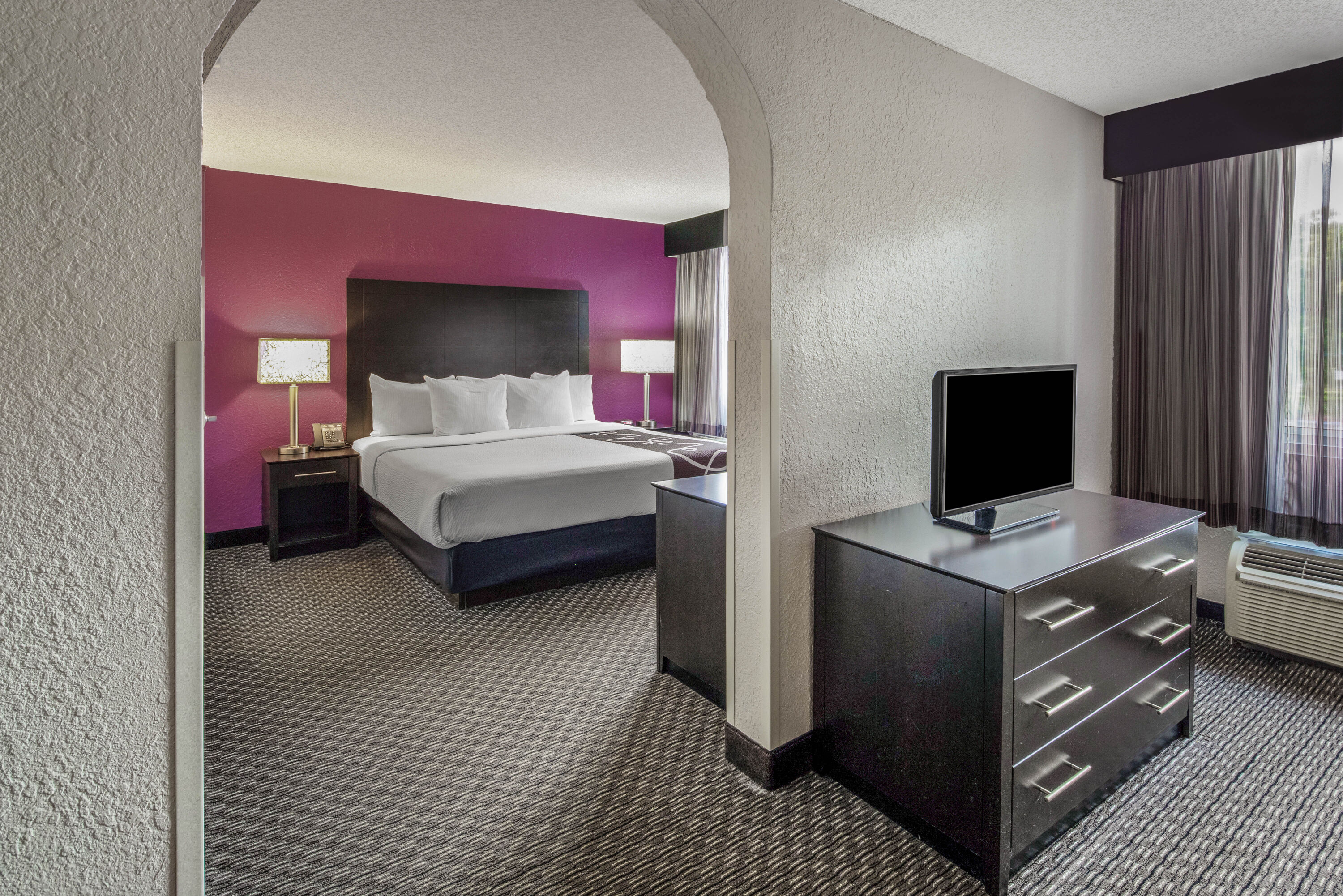 La Quinta Inn & Suites by Wyndham Miami Lakes suite in Miami, Florida