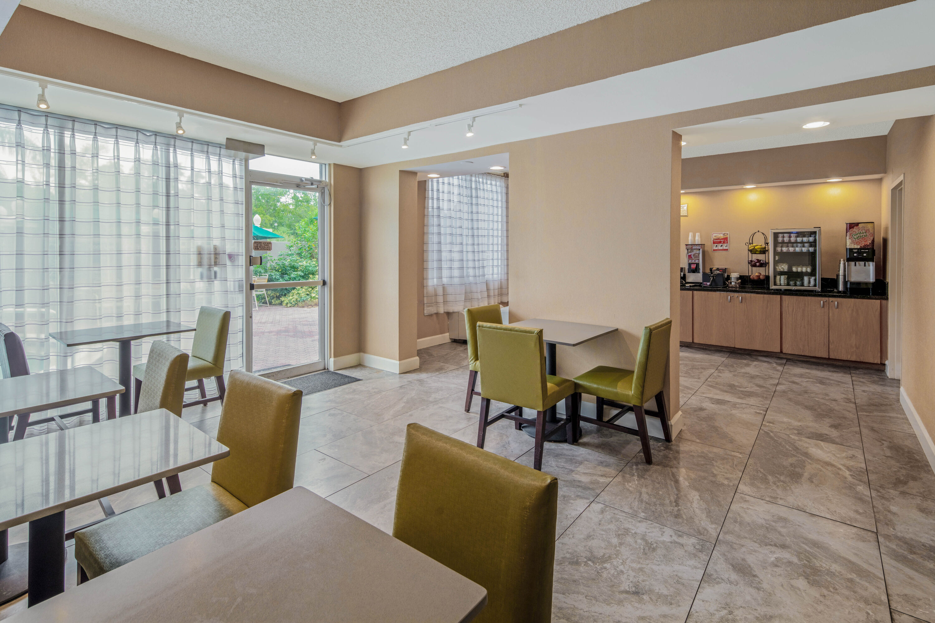 Free breakfast at La Quinta Inn & Suites by Wyndham Naples Downtown in Naples, Florida