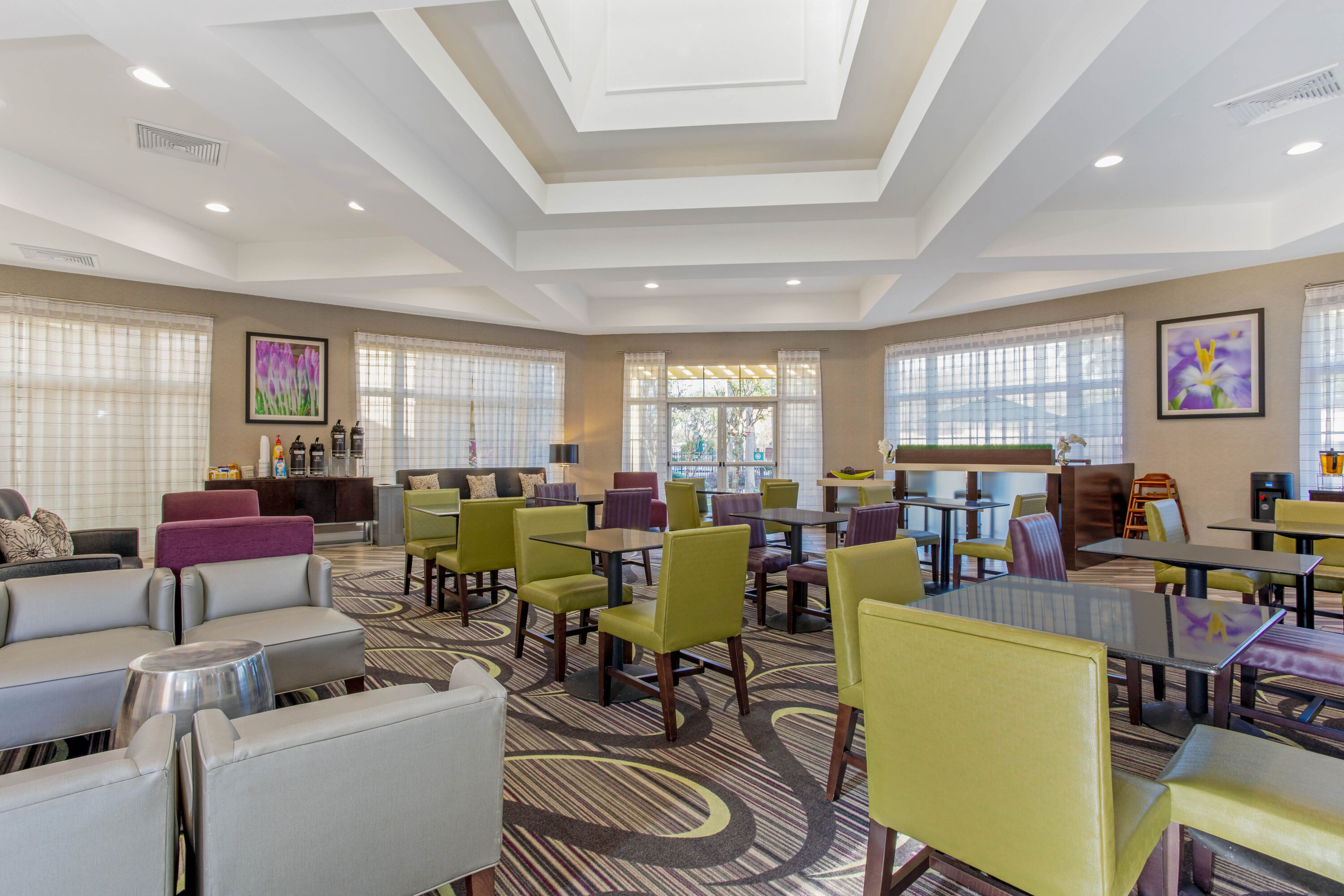 Free breakfast at La Quinta Inn & Suites by Wyndham Orlando Airport North in Orlando, Florida