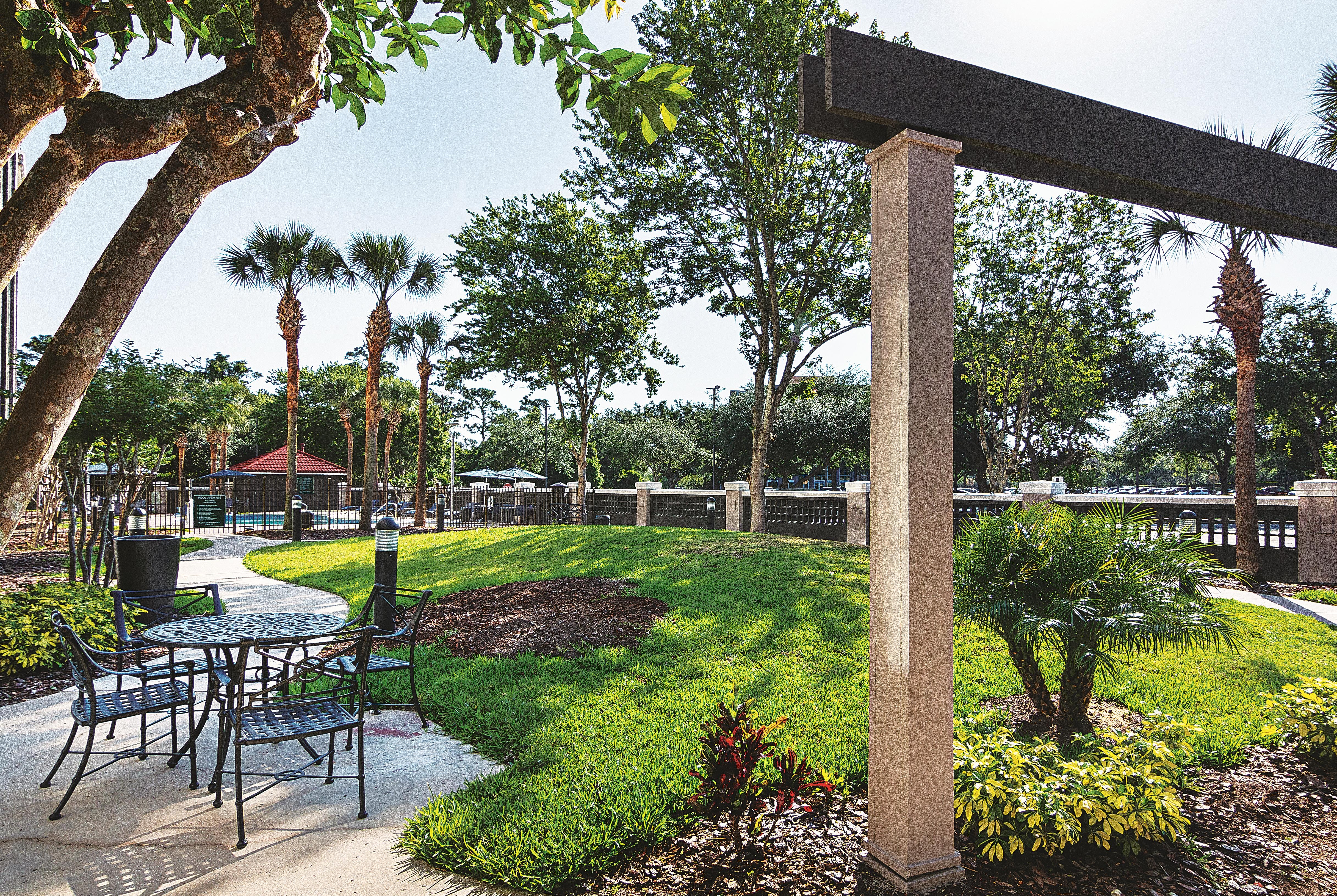La Quinta Inn Amp Suites By Wyndham Orlando Ucf Orlando