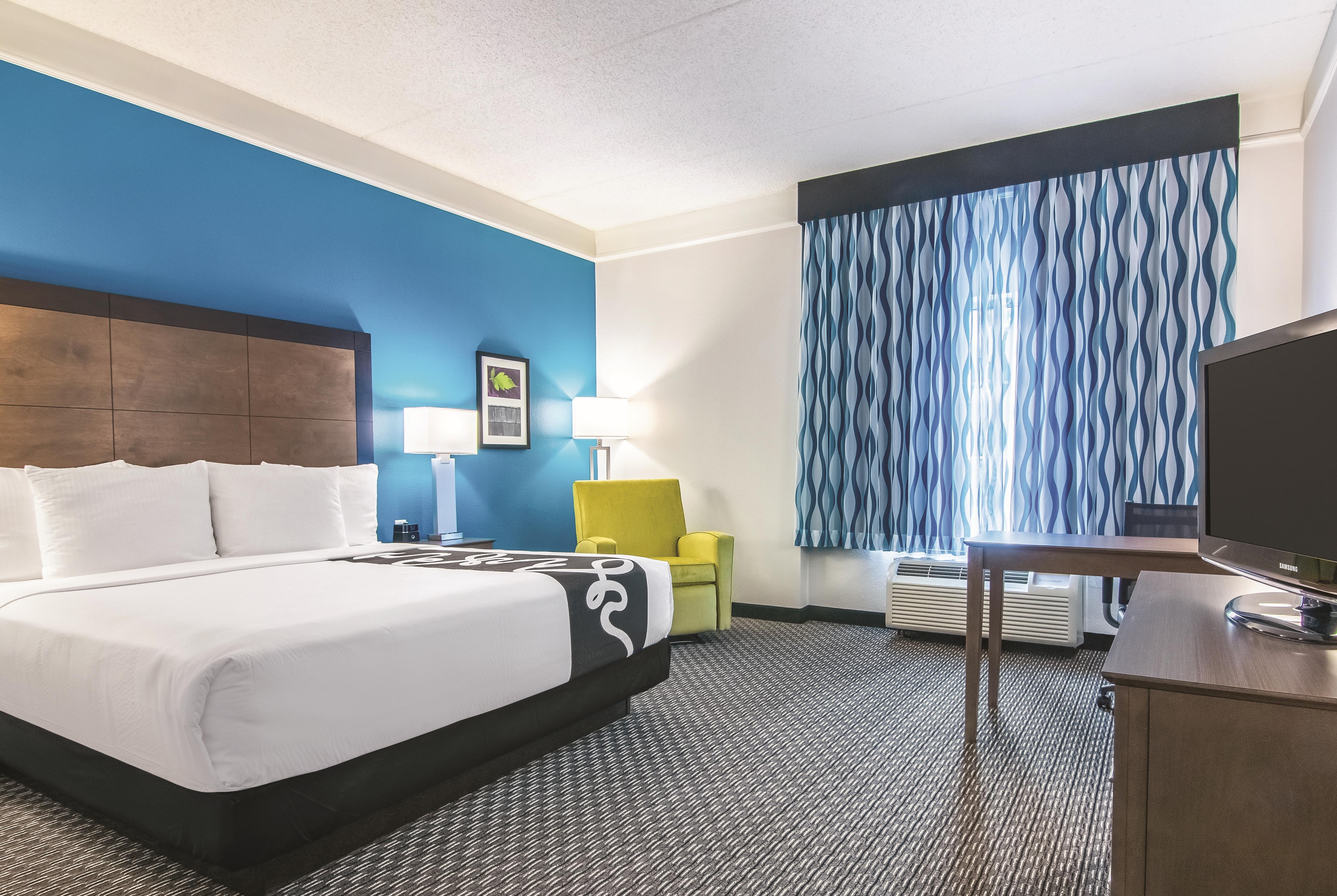 La Quinta Inn Amp Suites By Wyndham Orlando Ucf Orlando