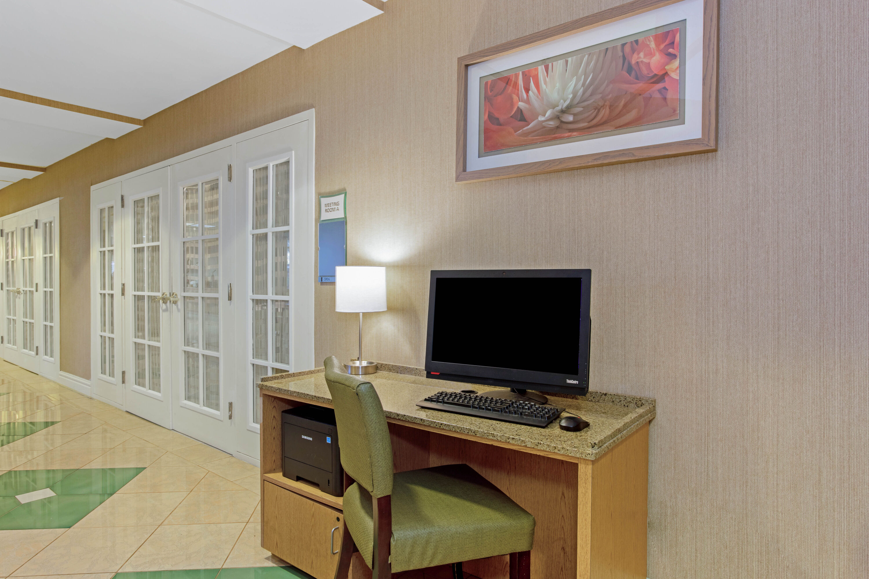 La Quinta Inn & Suites by Wyndham Orlando I Drive/Conv Ctr business center in Orlando, Florida